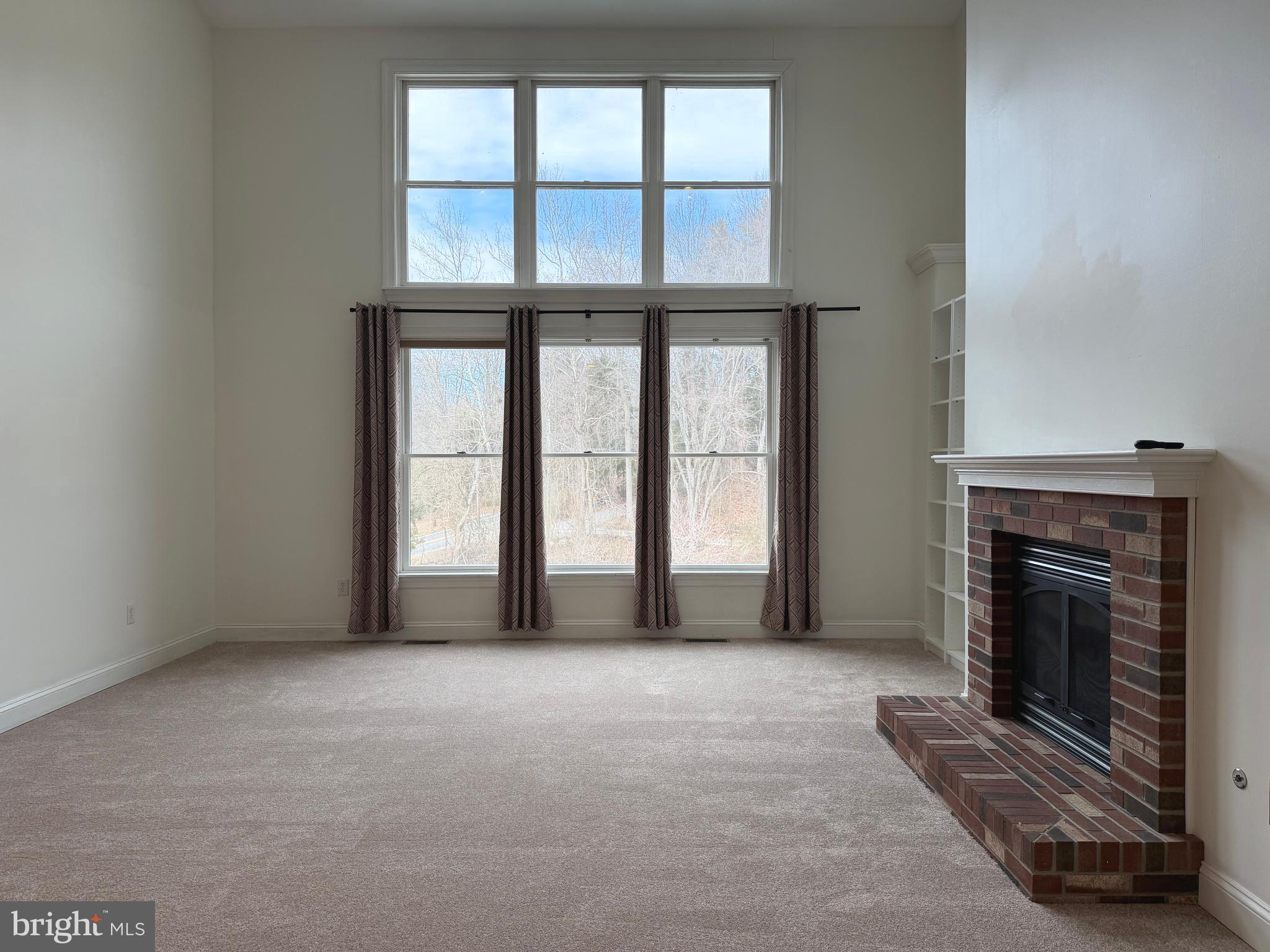 NOB HILL - Residential