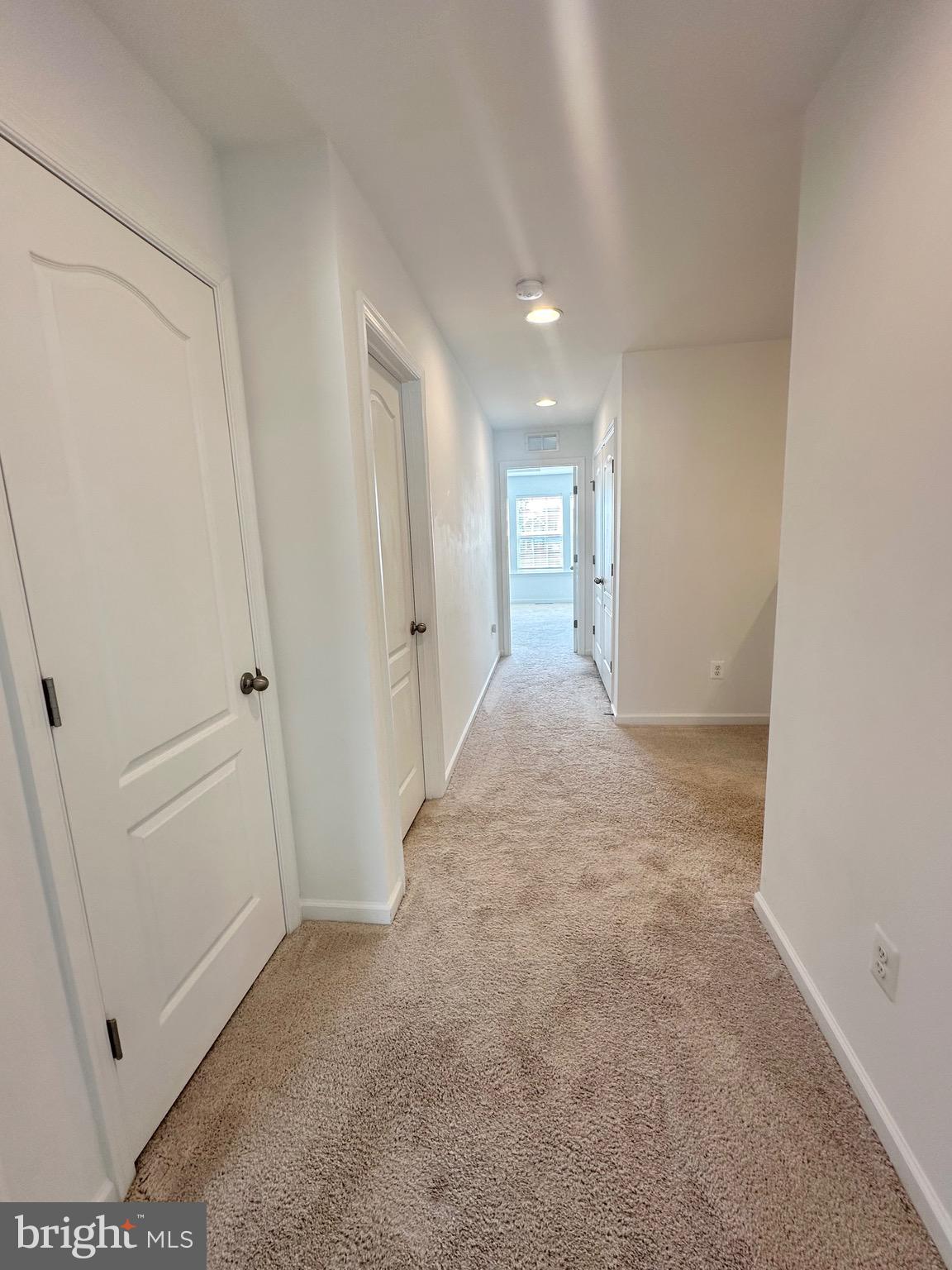 MCCAULEY CROSSING - Residential Lease