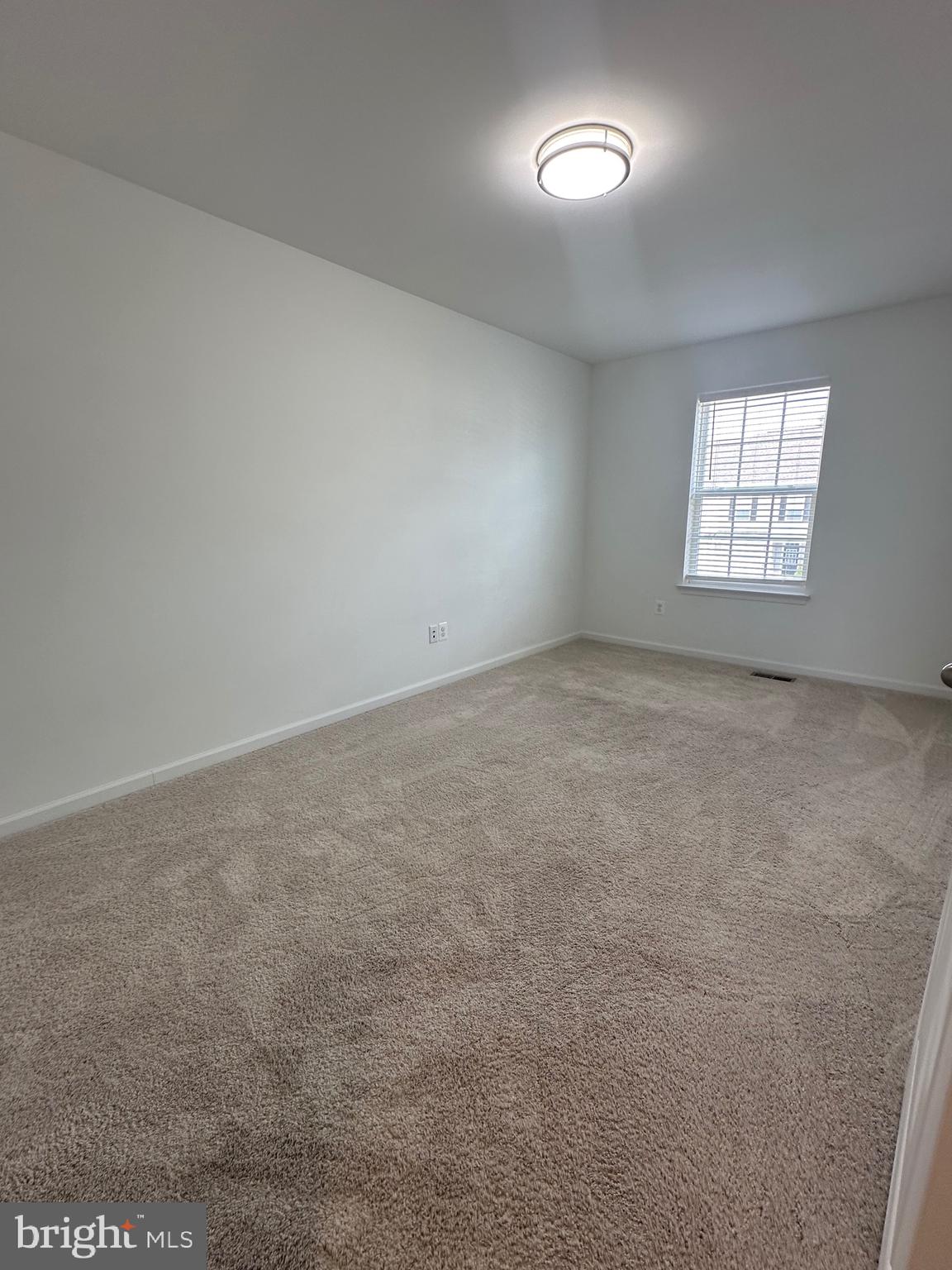 MCCAULEY CROSSING - Residential Lease