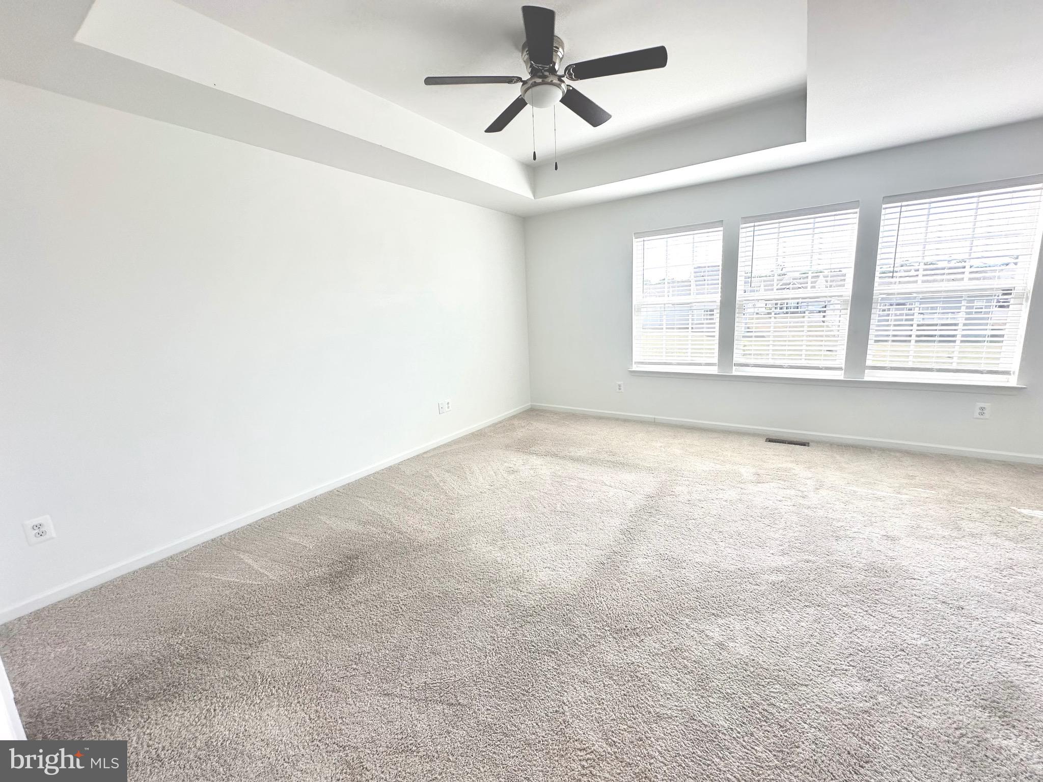 MCCAULEY CROSSING - Residential Lease