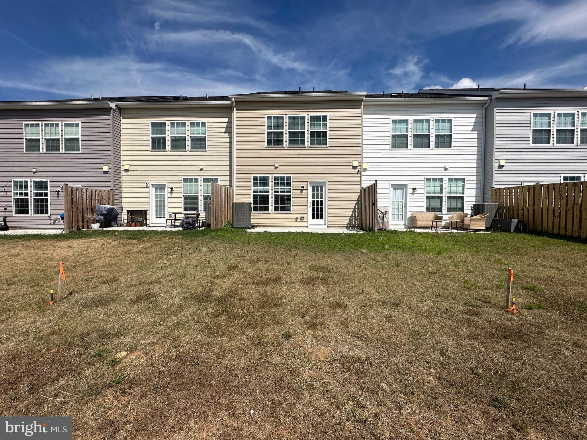 MCCAULEY CROSSING - Residential Lease