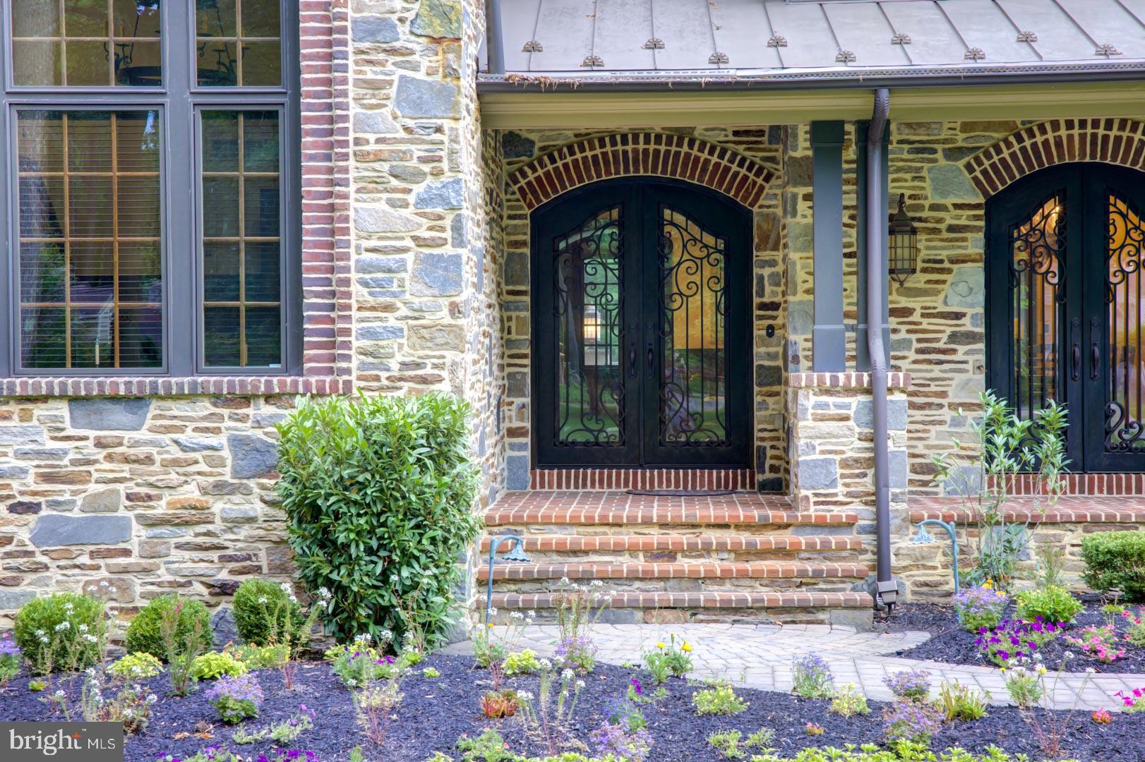 LEOPARD LAKES - Residential