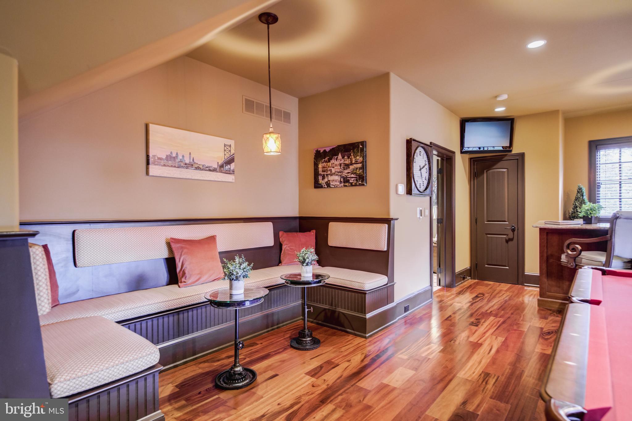 LEOPARD LAKES - Residential