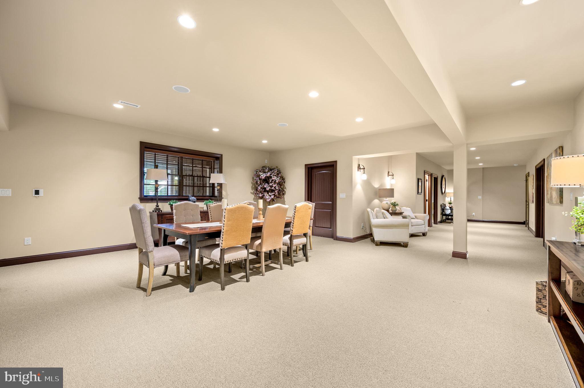 LEOPARD LAKES - Residential