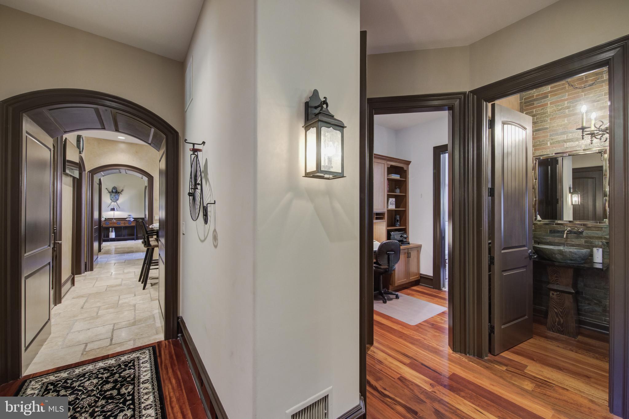 LEOPARD LAKES - Residential