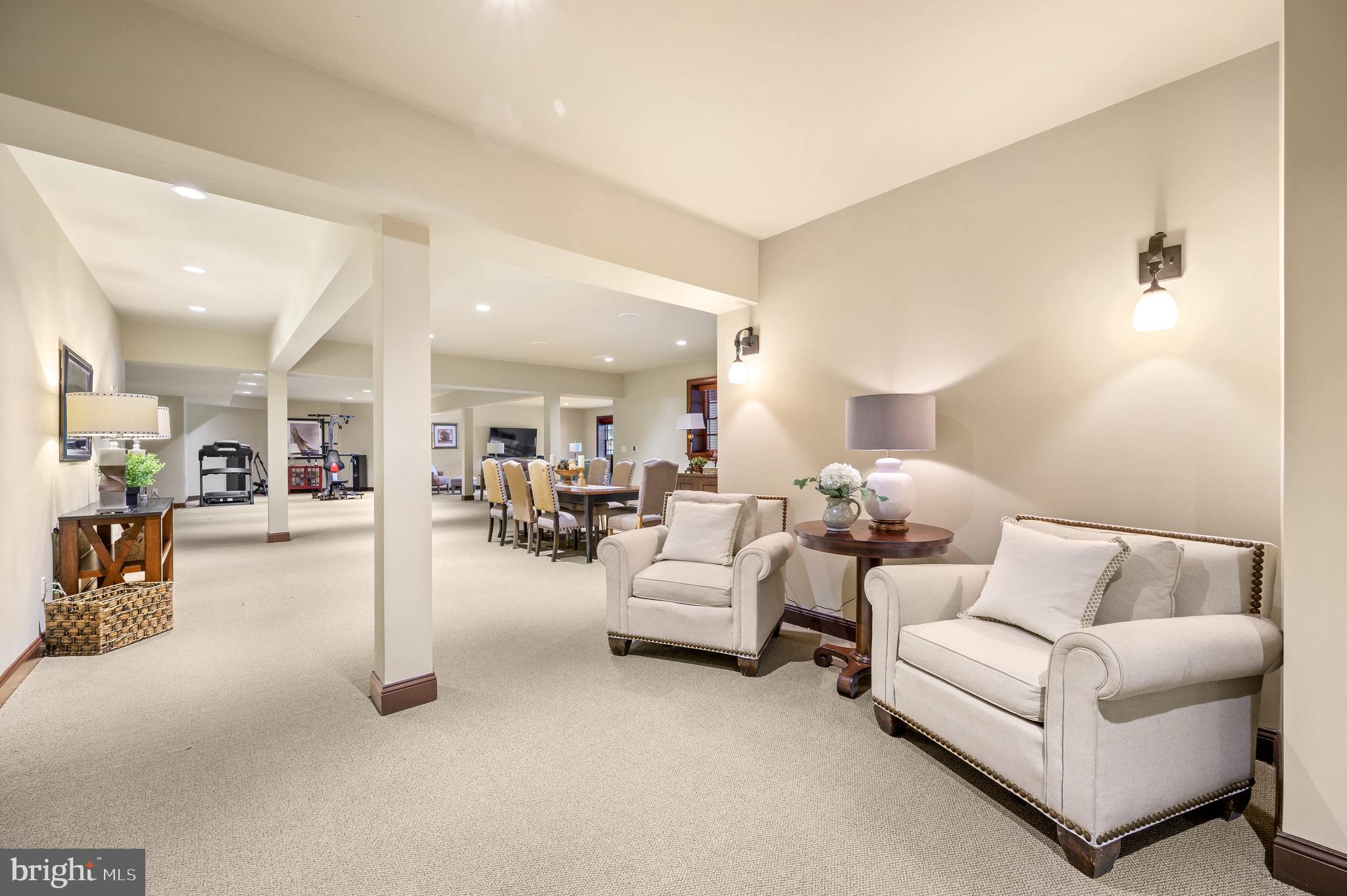 LEOPARD LAKES - Residential