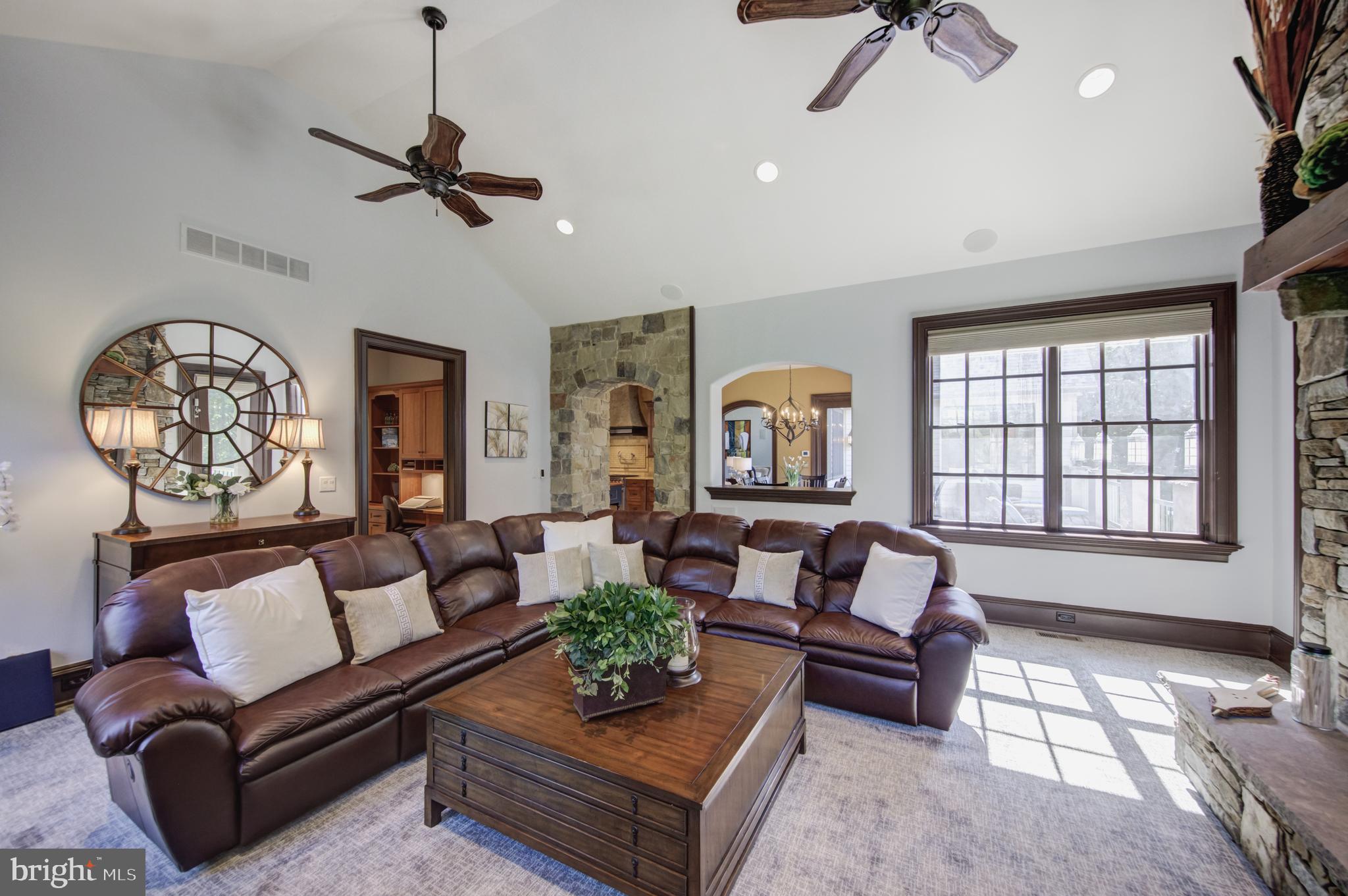 LEOPARD LAKES - Residential