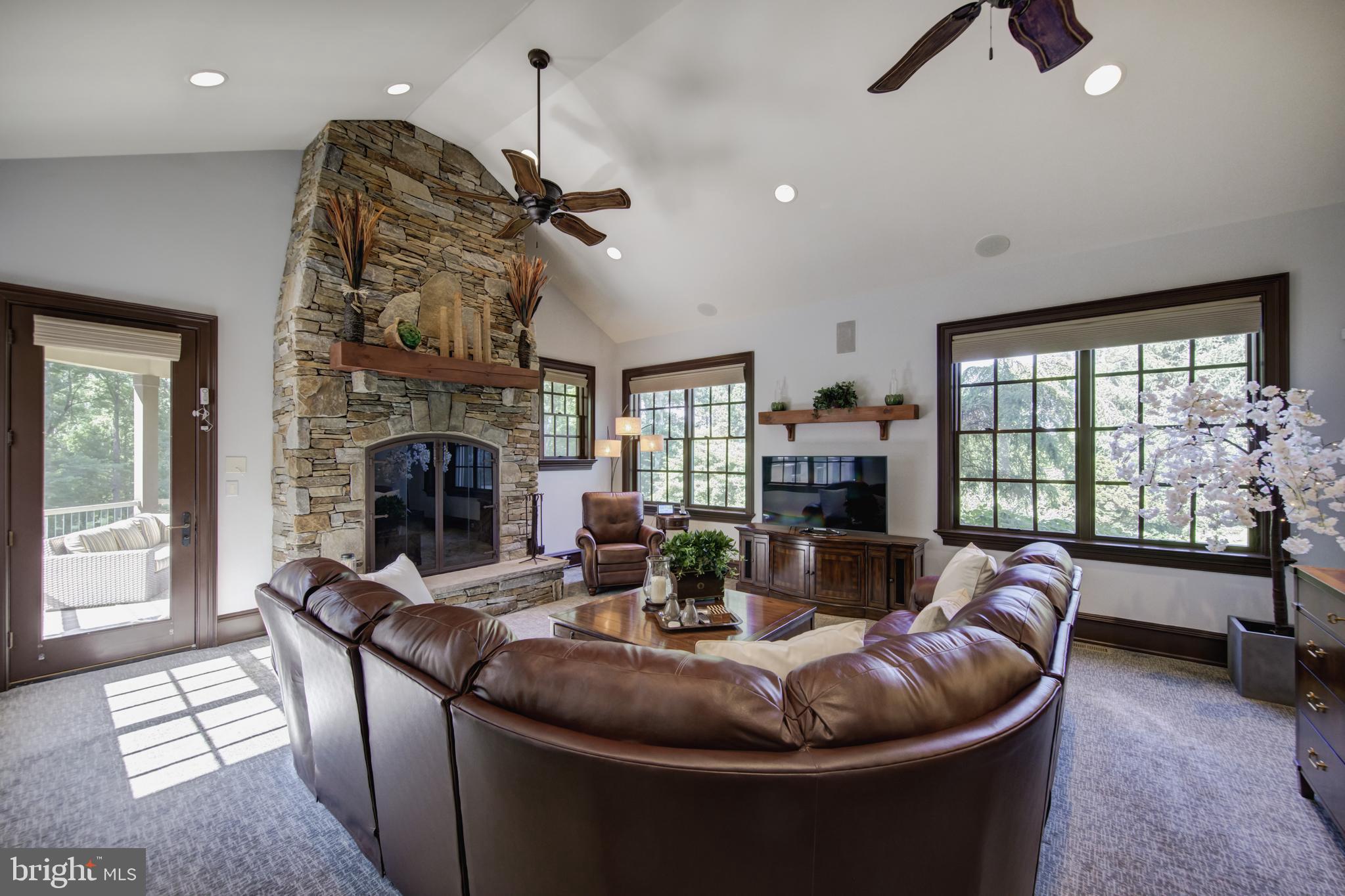 LEOPARD LAKES - Residential