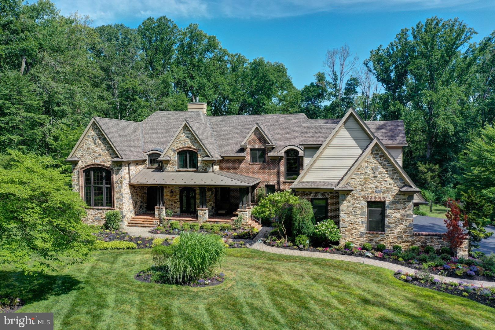 LEOPARD LAKES - Residential