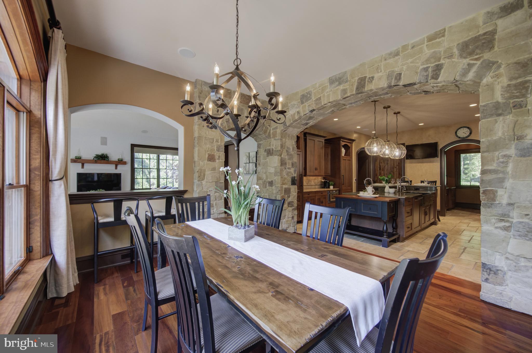 LEOPARD LAKES - Residential