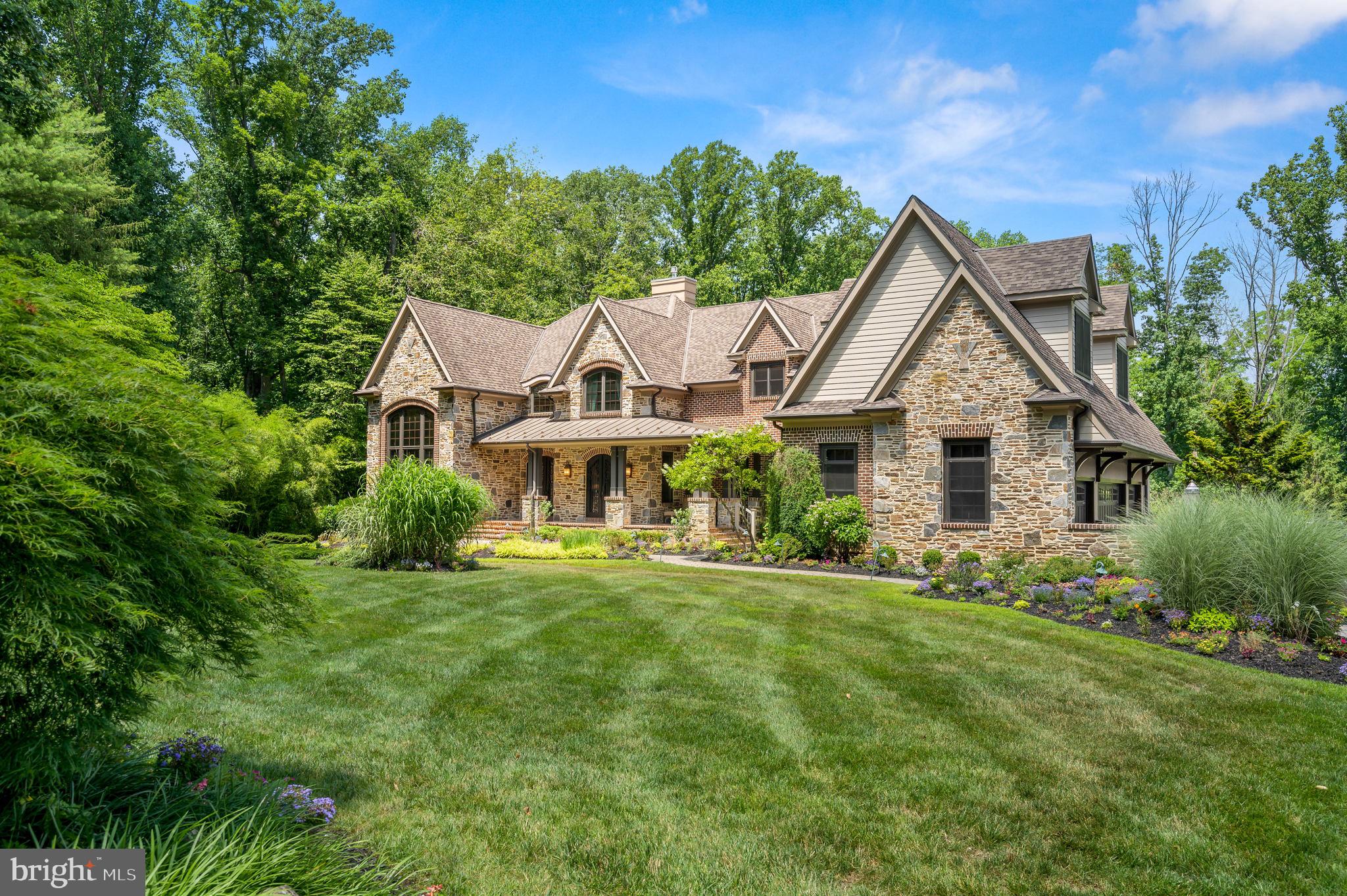 LEOPARD LAKES - Residential