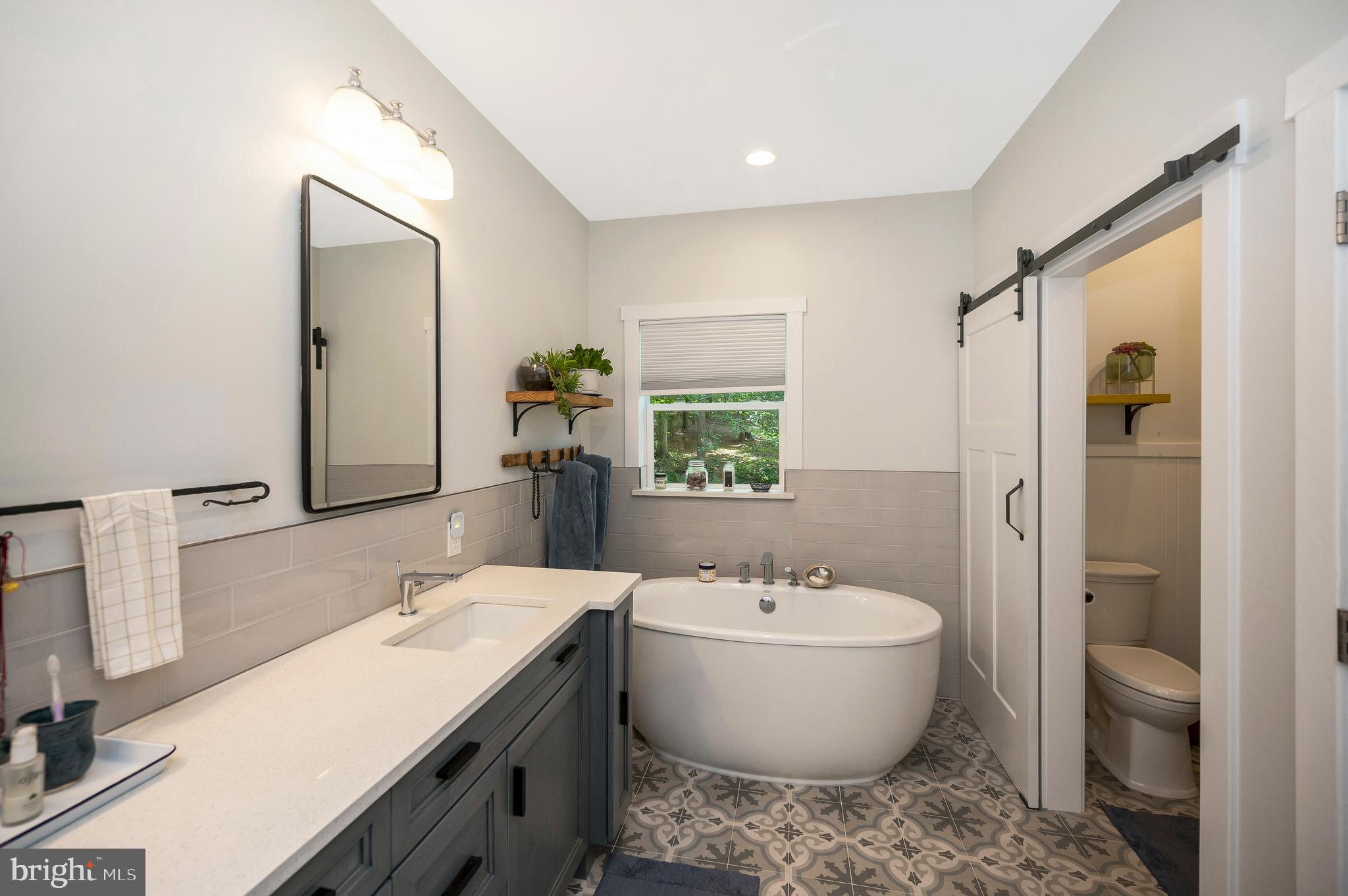 LAKE OF THE WOODS - Residential