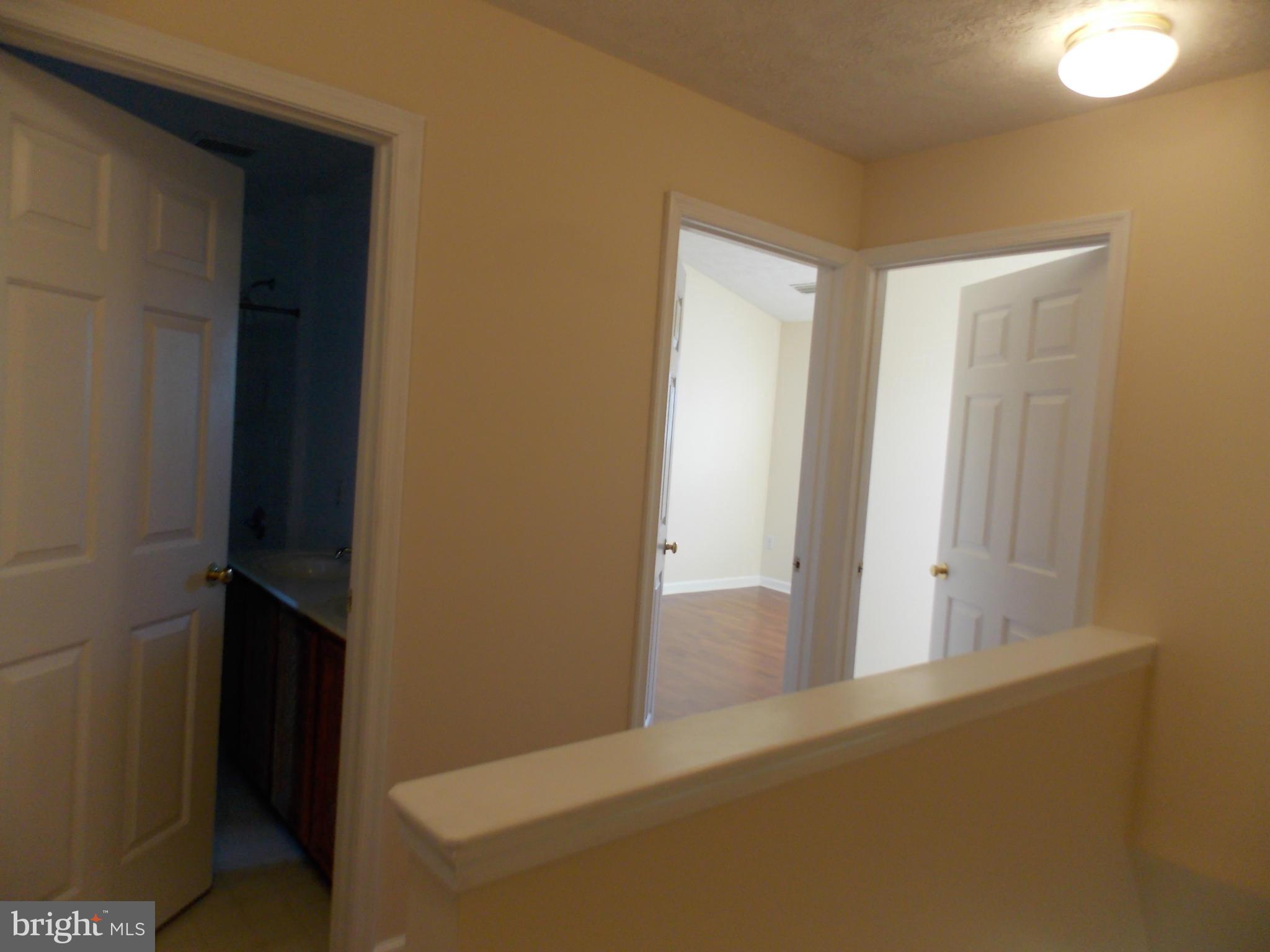 VILLAGE OF PAWNEE - Residential Lease