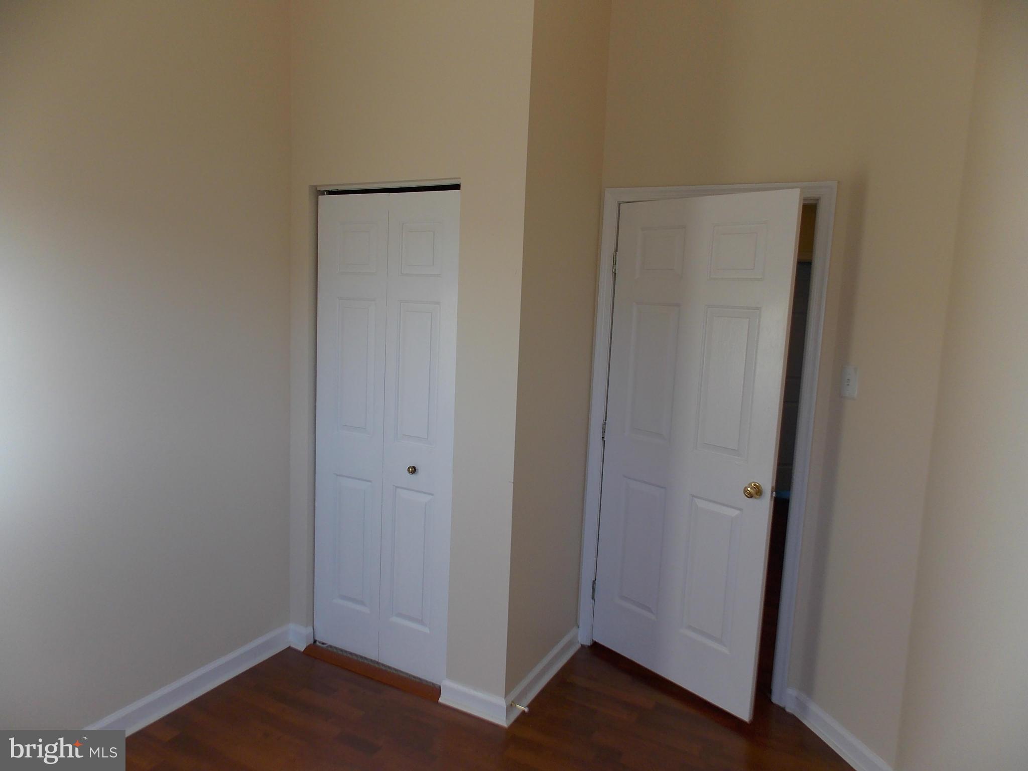 VILLAGE OF PAWNEE - Residential Lease