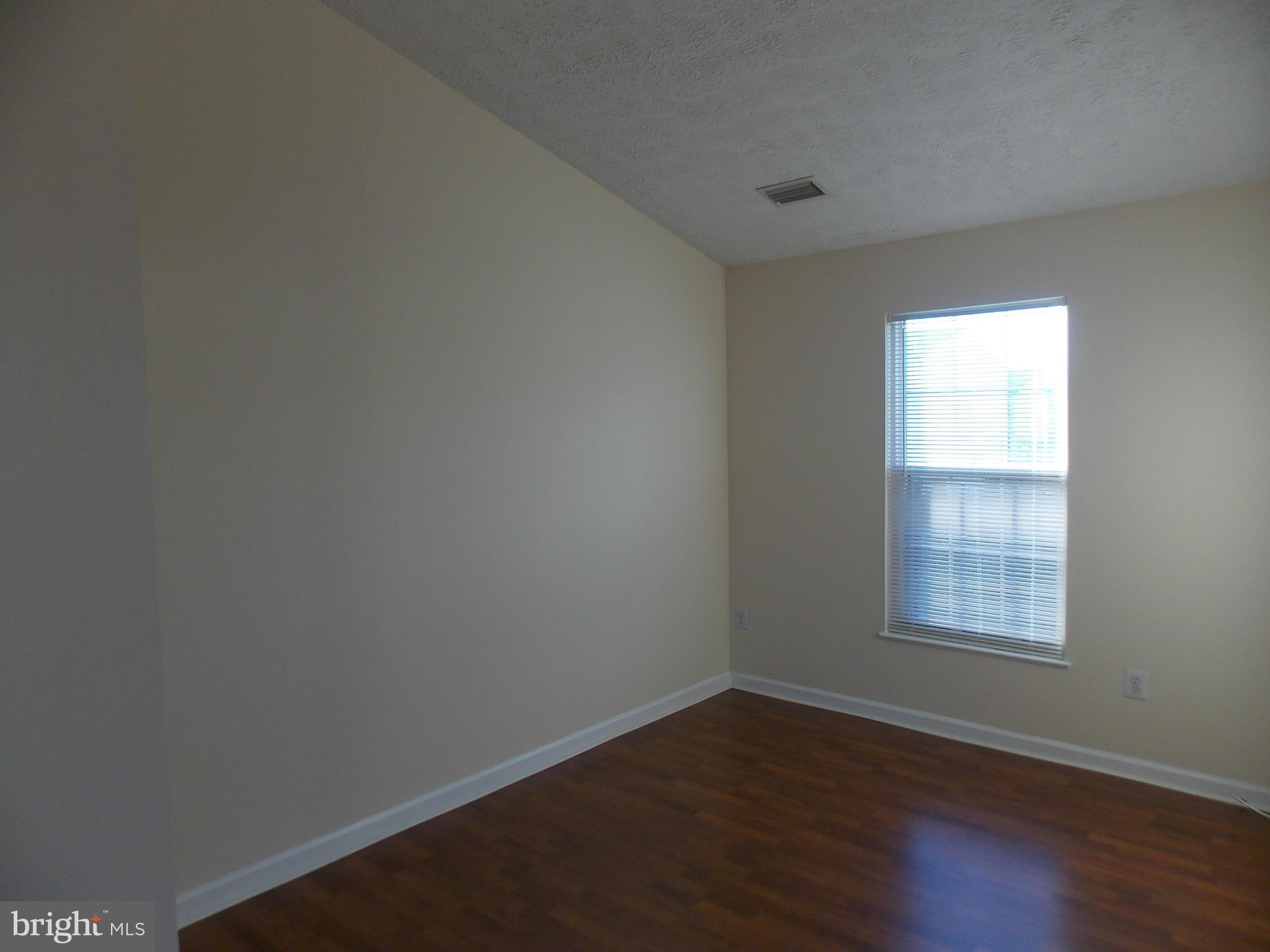 VILLAGE OF PAWNEE - Residential Lease