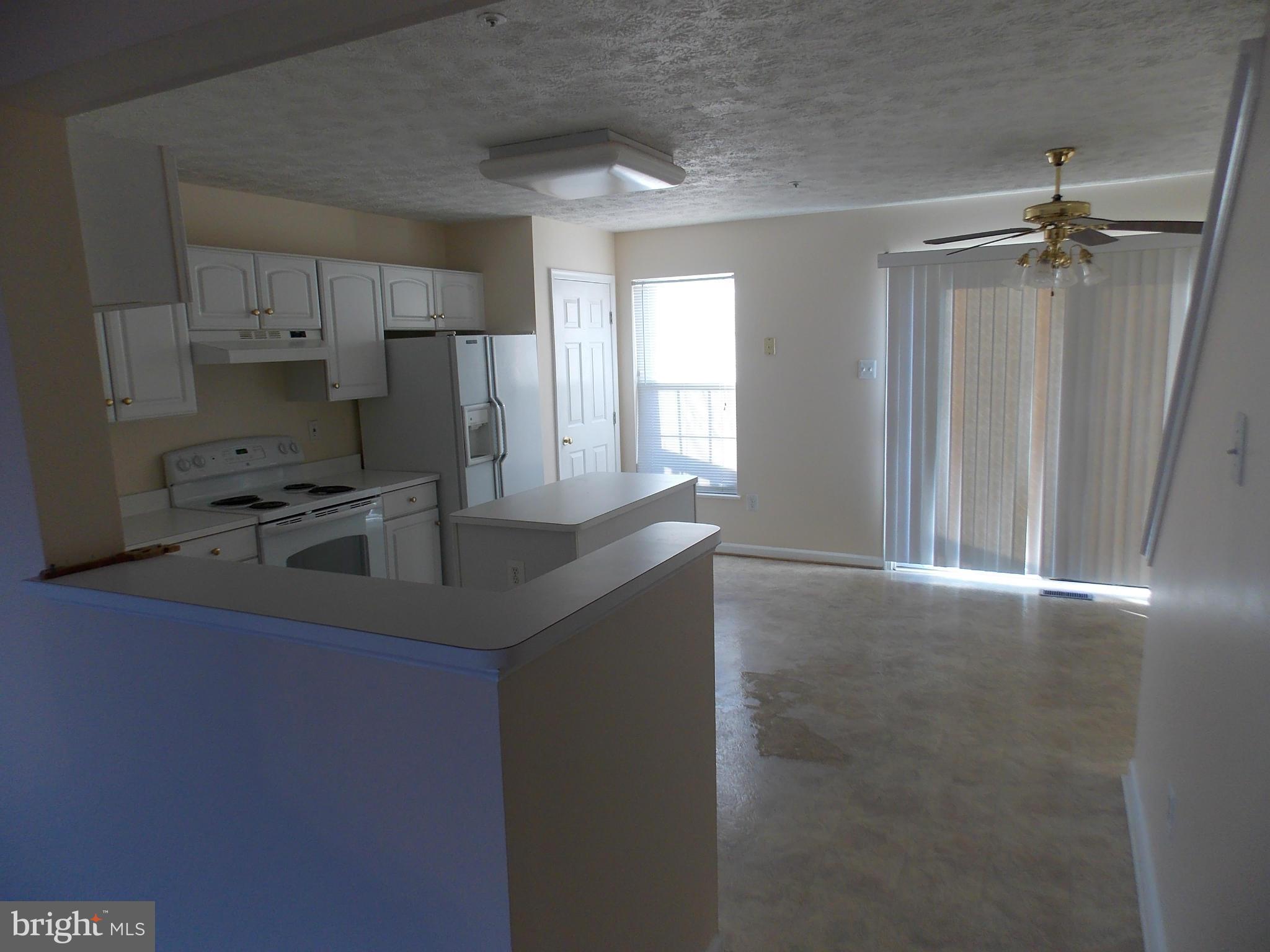 VILLAGE OF PAWNEE - Residential Lease