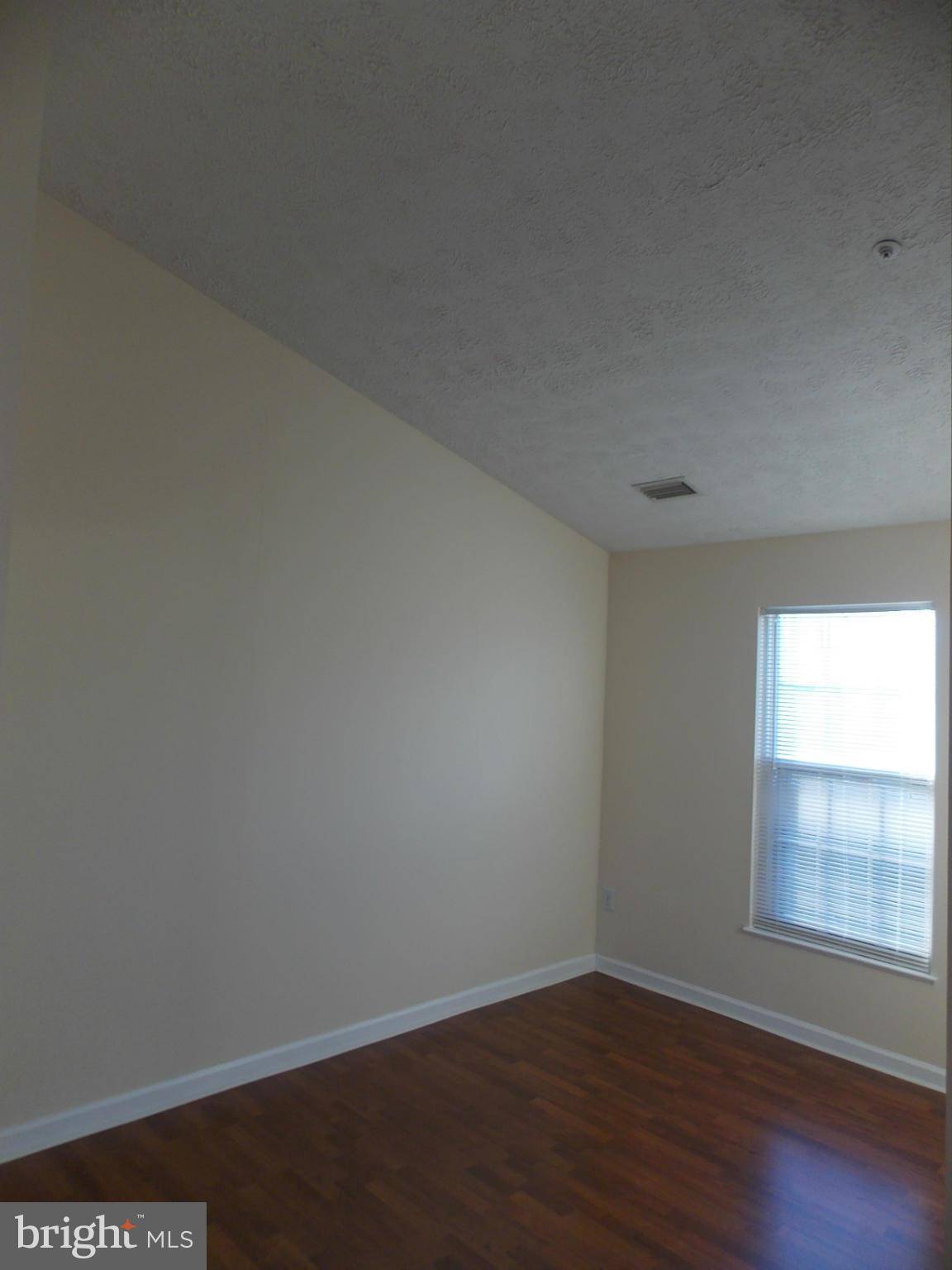 VILLAGE OF PAWNEE - Residential Lease