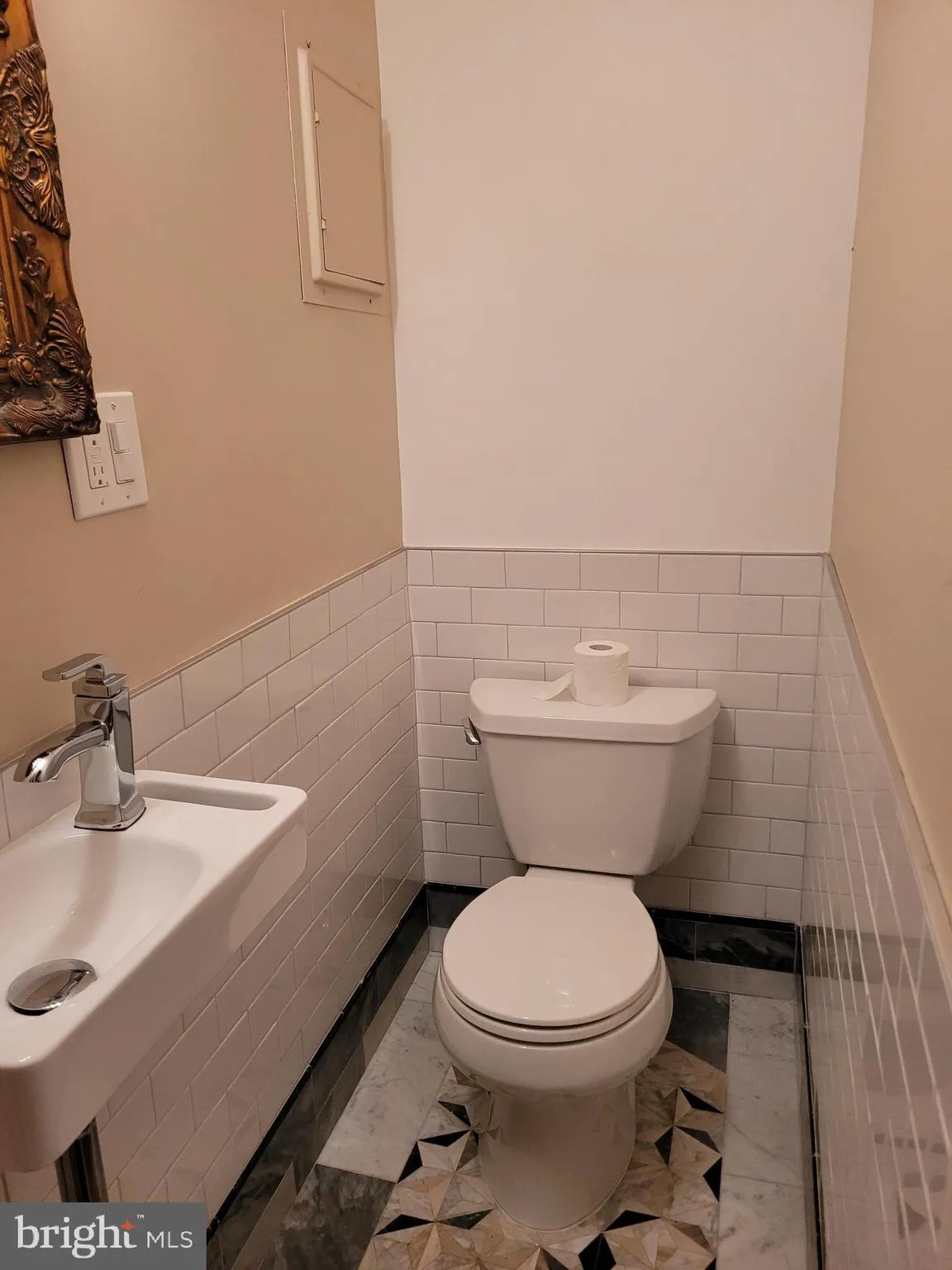 Philadelphia, Pennsylvania 19146, United States, 1 Bedroom Bedrooms, ,2 BathroomsBathrooms,Residential,Active,201195