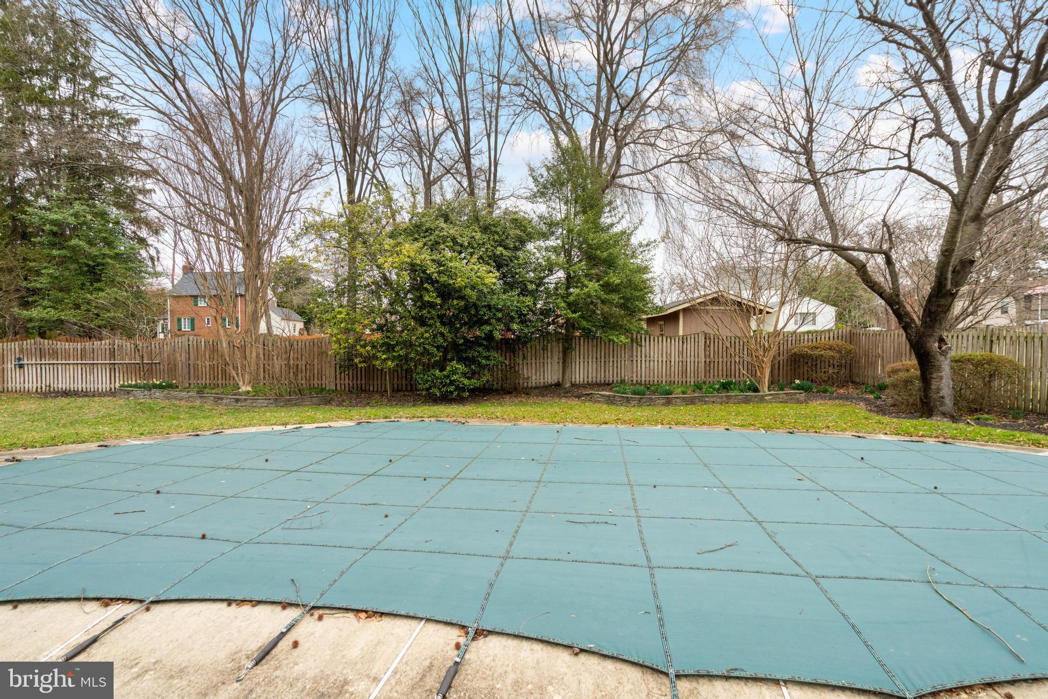 WILTON WOODS - Residential