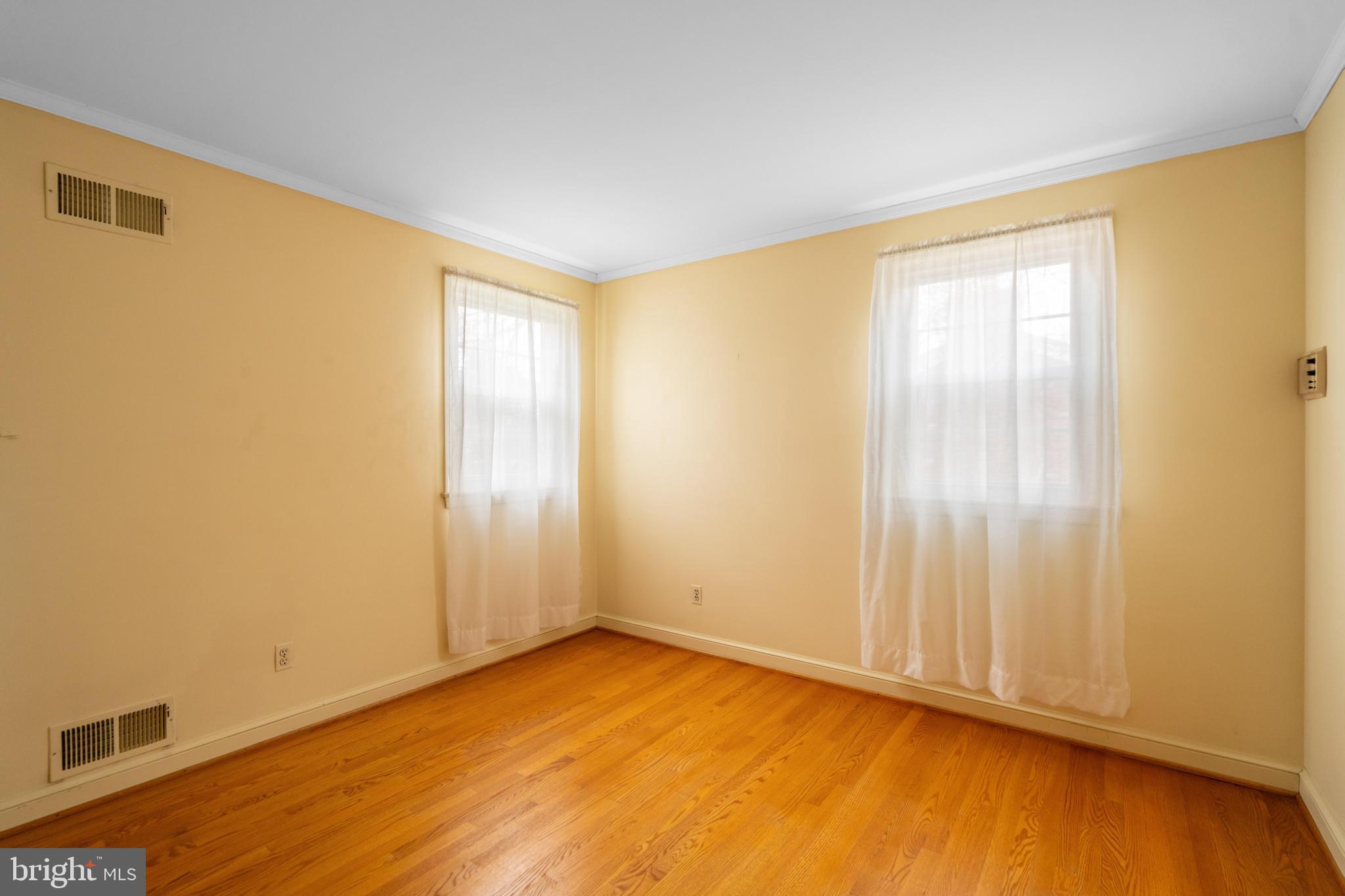 WILTON WOODS - Residential