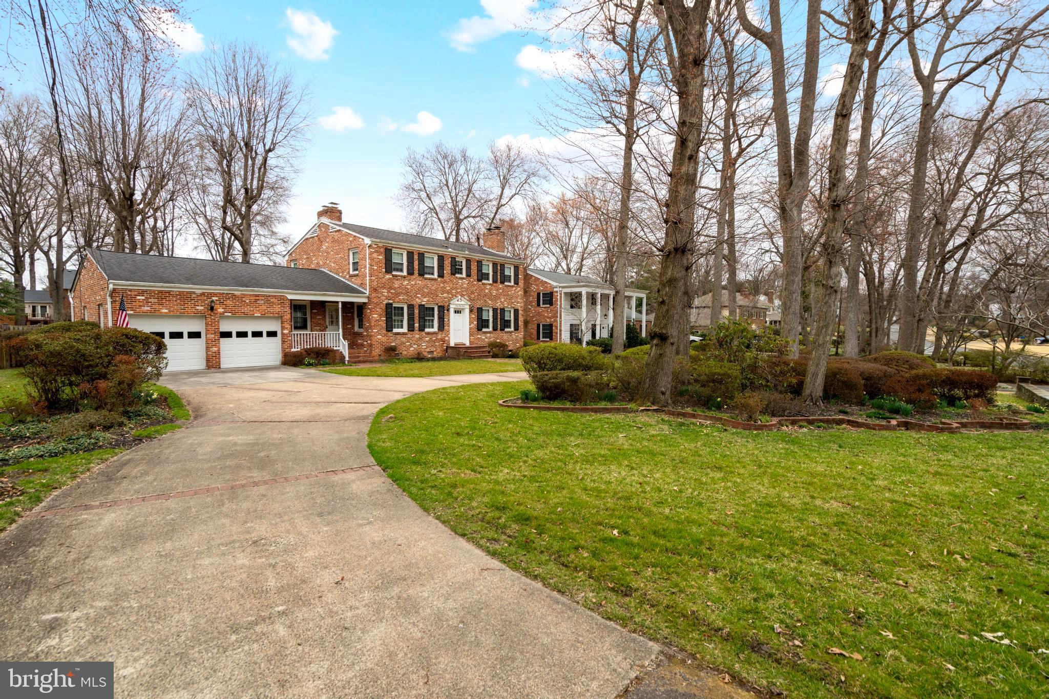 WILTON WOODS - Residential