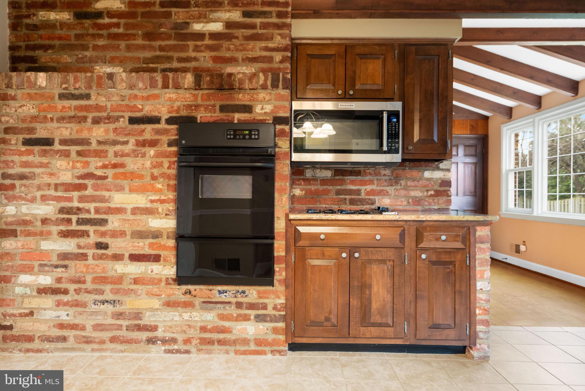 WILTON WOODS - Residential