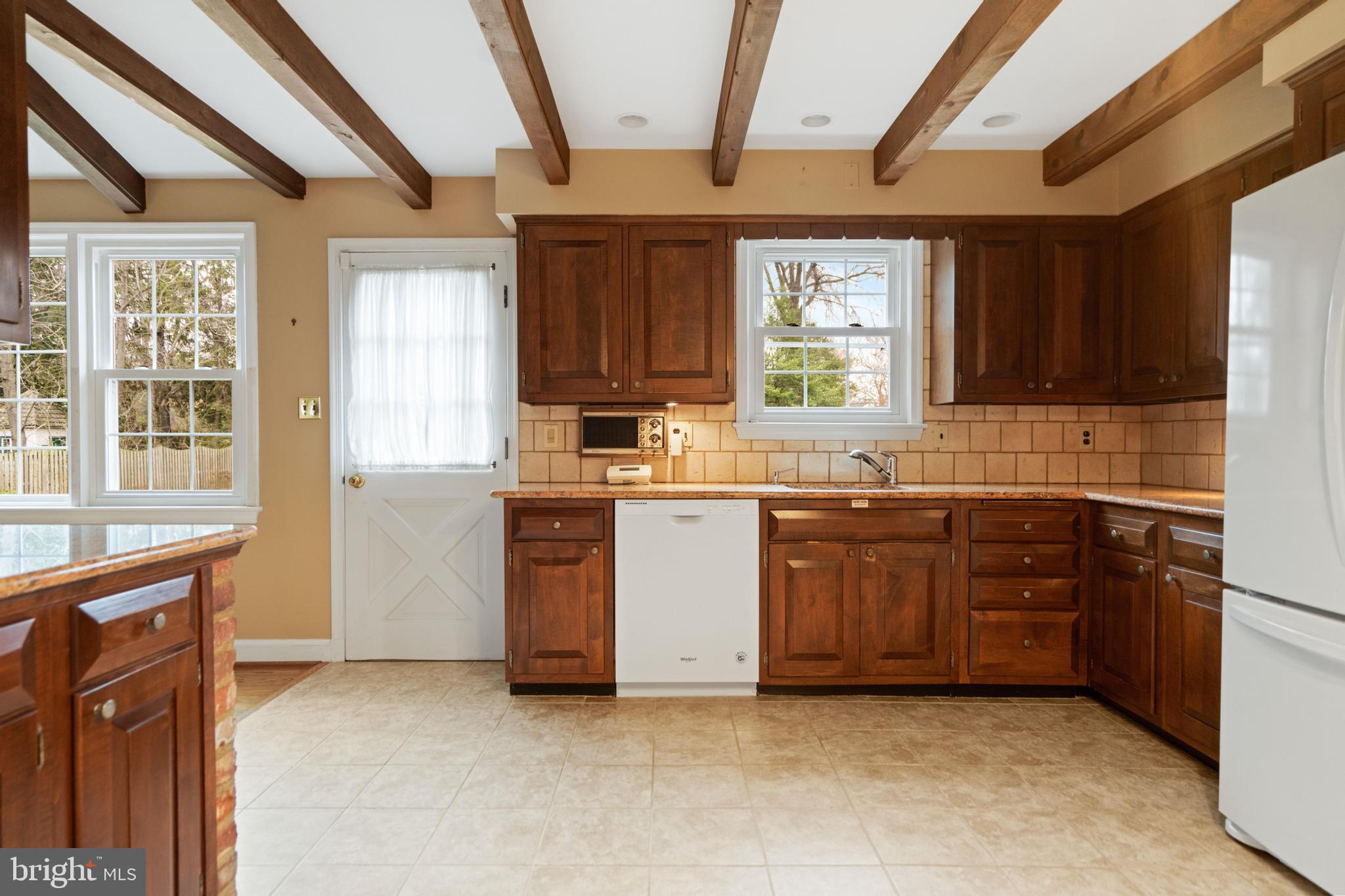 WILTON WOODS - Residential