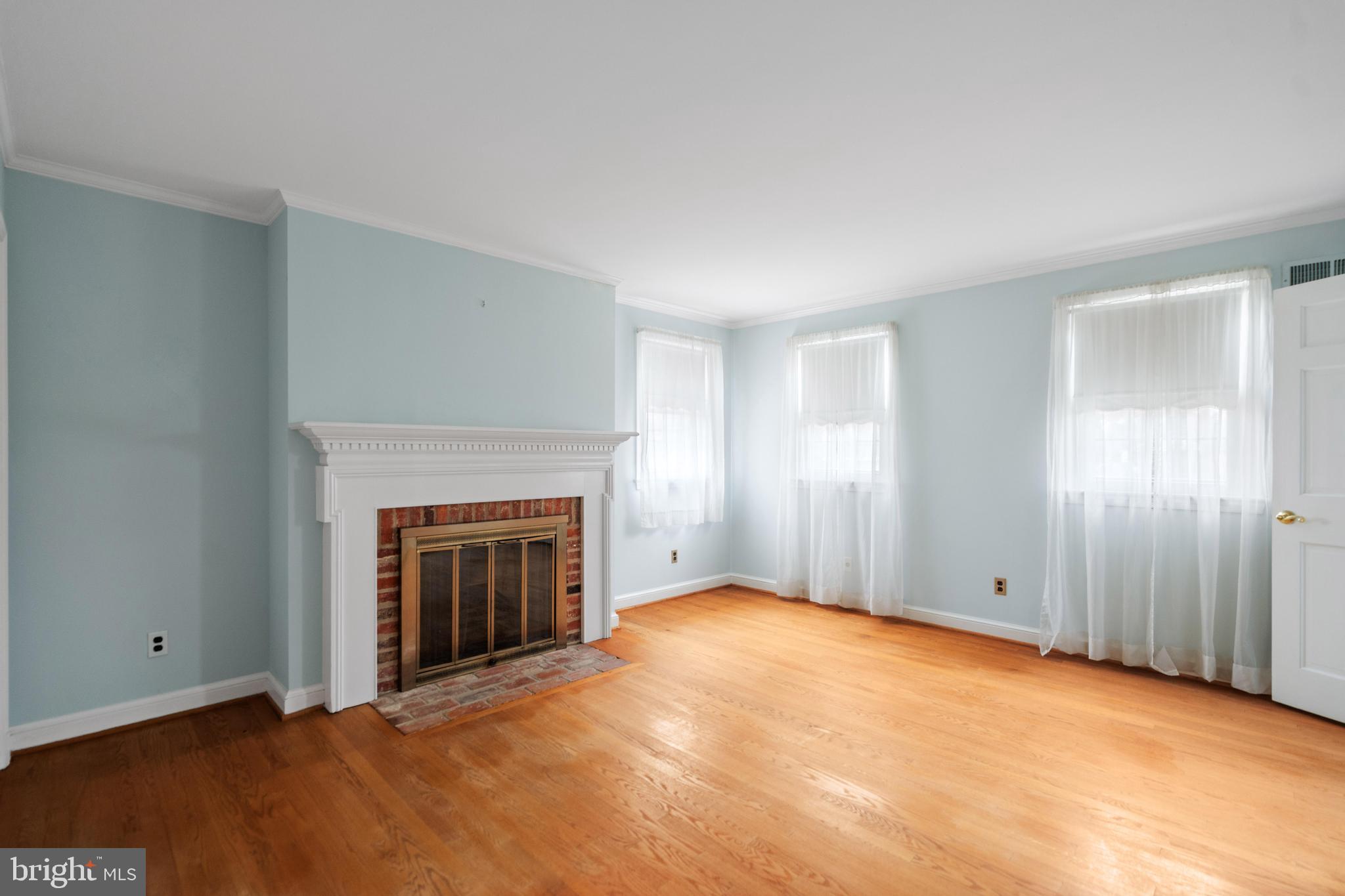 WILTON WOODS - Residential