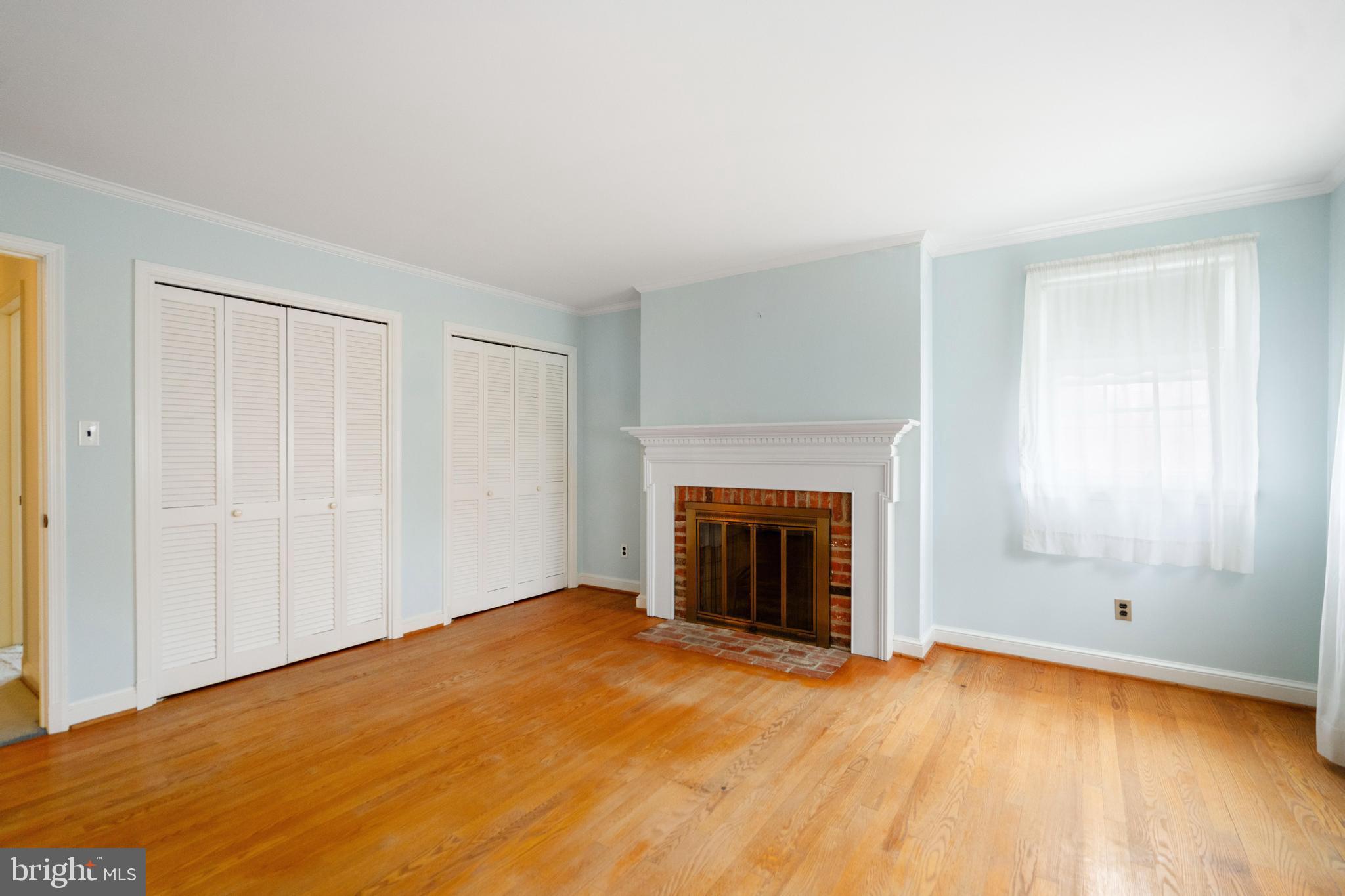 WILTON WOODS - Residential