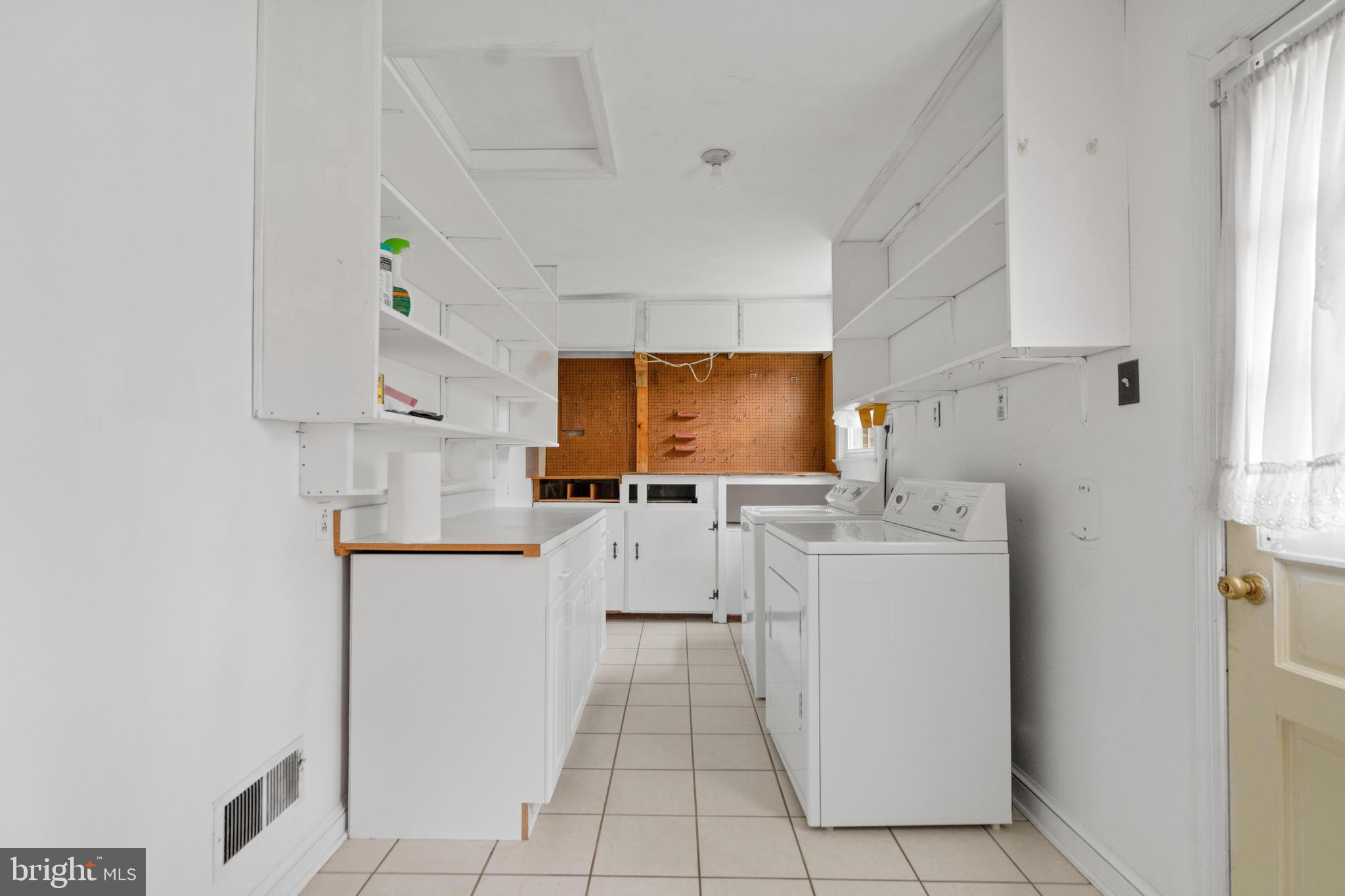 WILTON WOODS - Residential