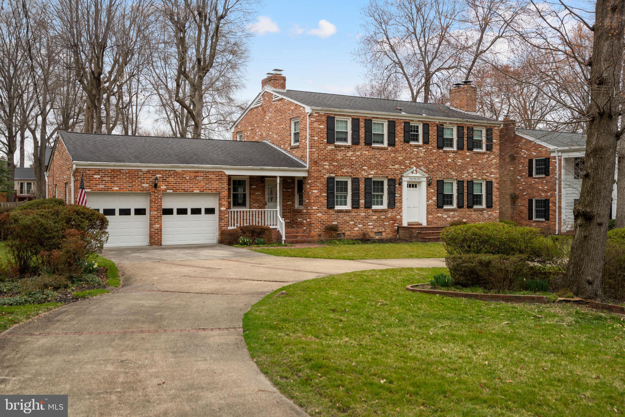 WILTON WOODS - Residential