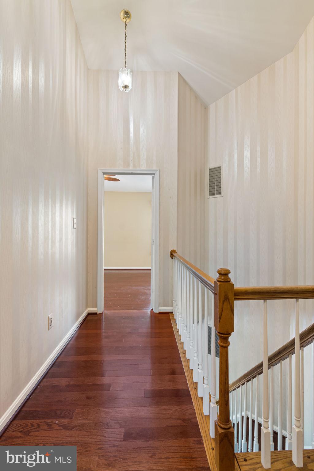 LIFESTYLE AT SULLY STATION - Residential