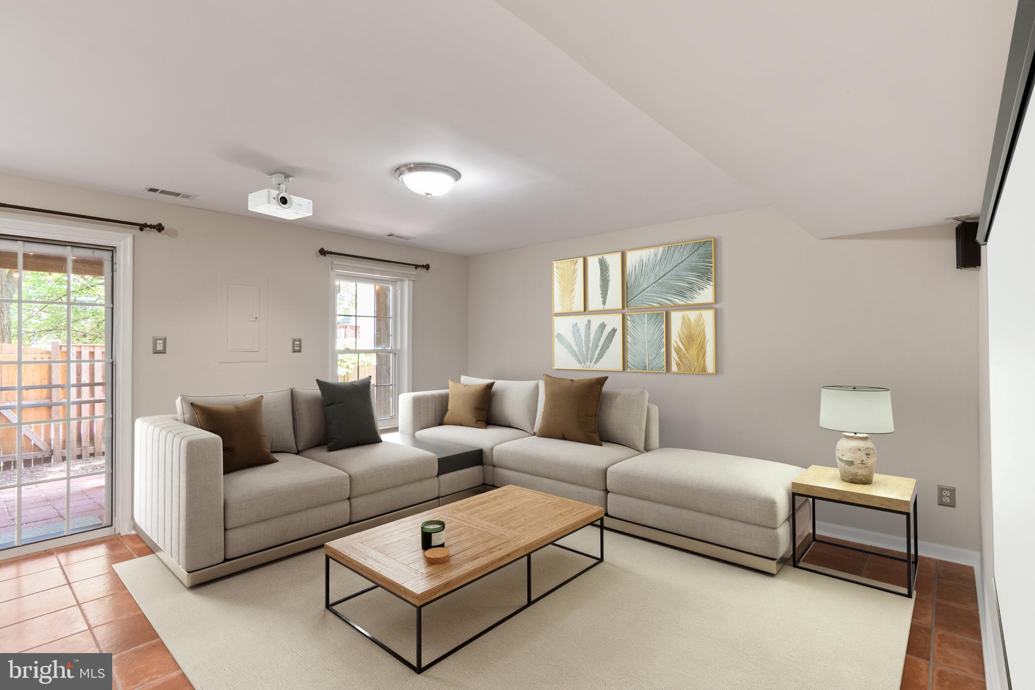 LIFESTYLE AT SULLY STATION - Residential