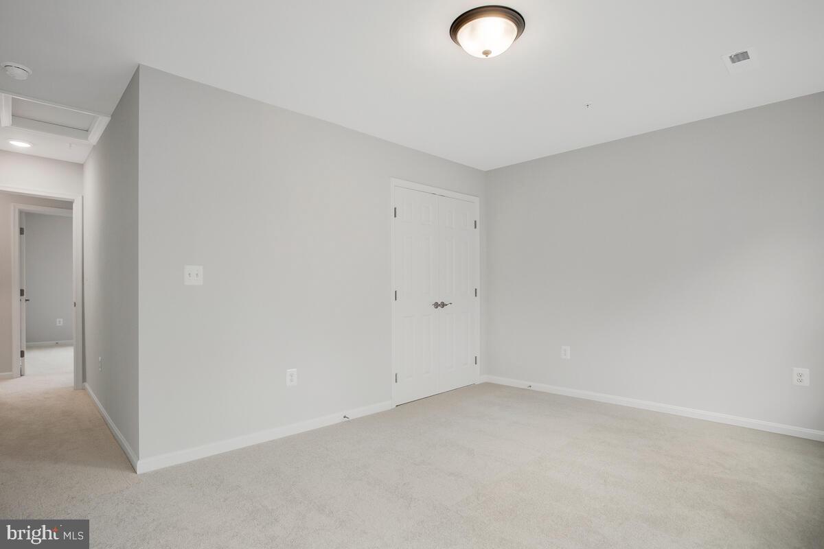 AVALON SHORES - Residential