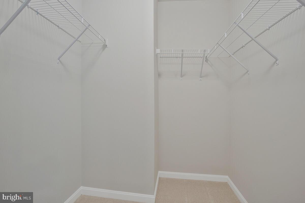 AVALON SHORES - Residential