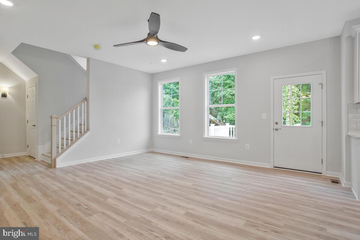 AVALON SHORES - Residential