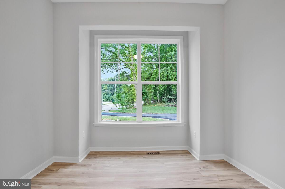 AVALON SHORES - Residential