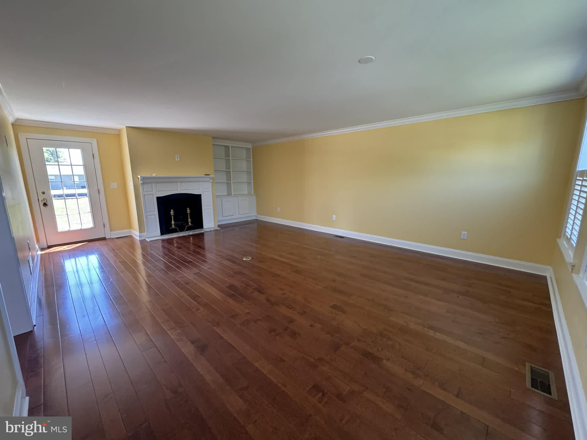 WEST VIEW SHORES - Residential