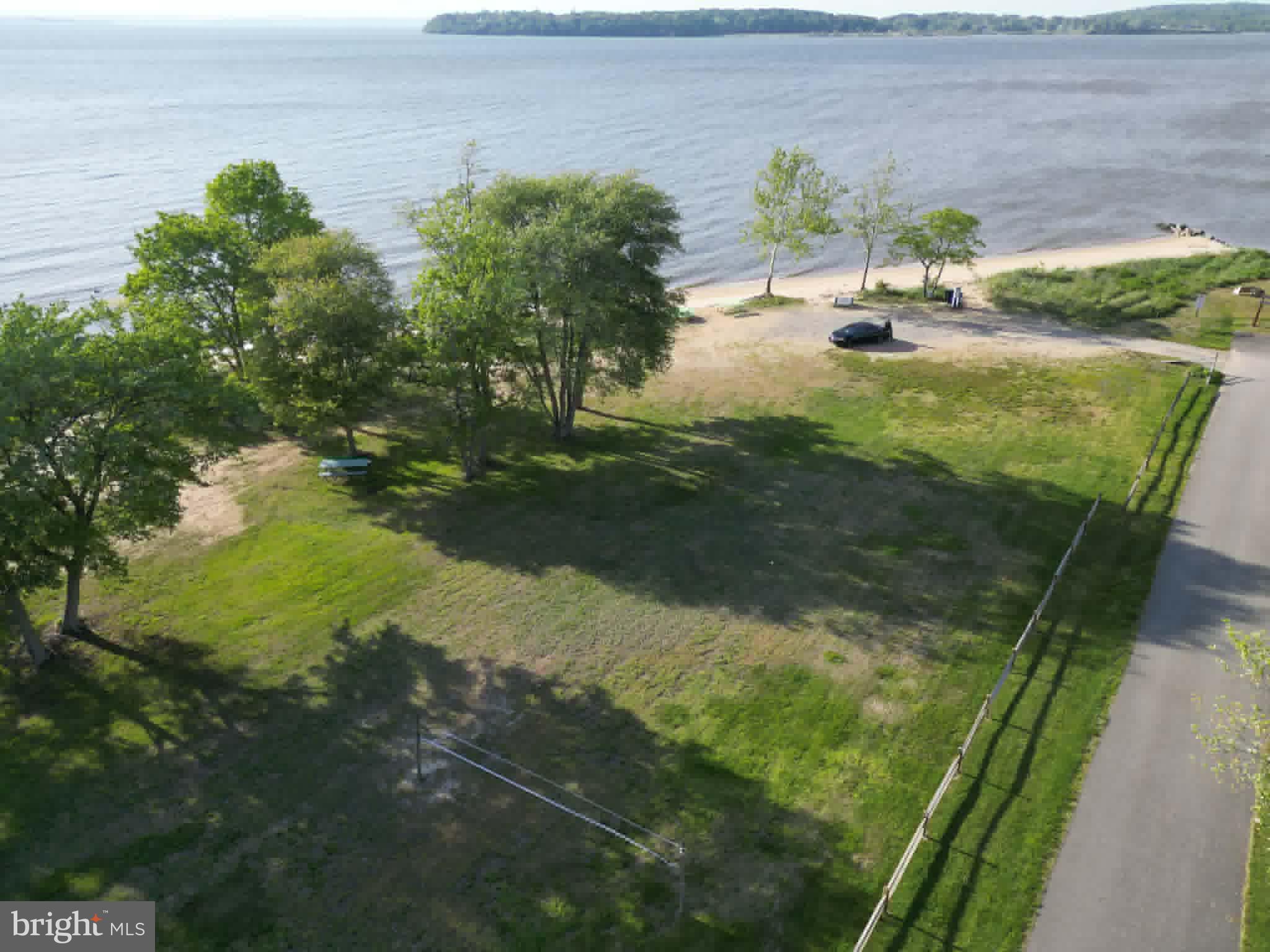 WEST VIEW SHORES - Residential