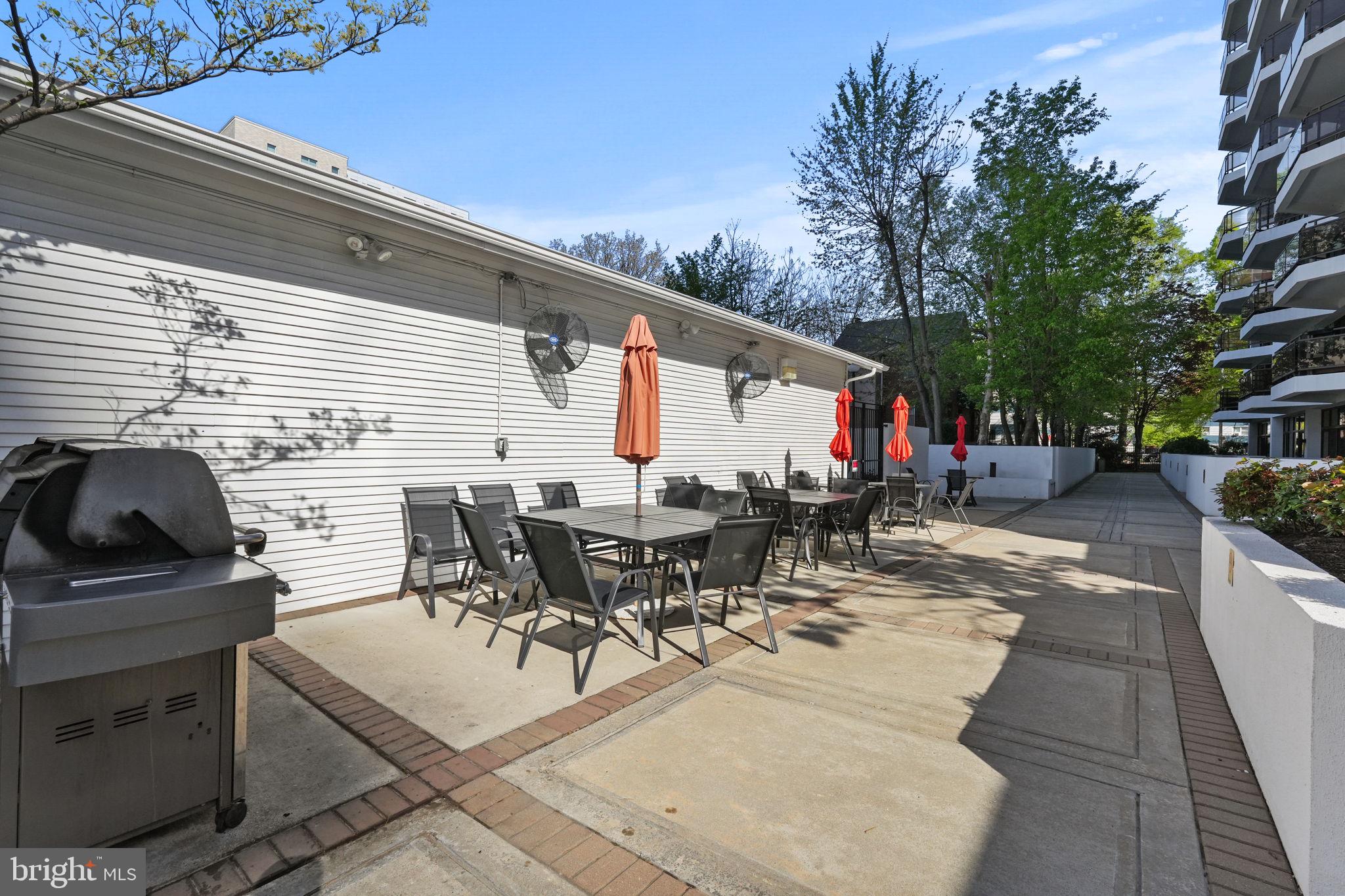 ATRIUM CONDO - Residential