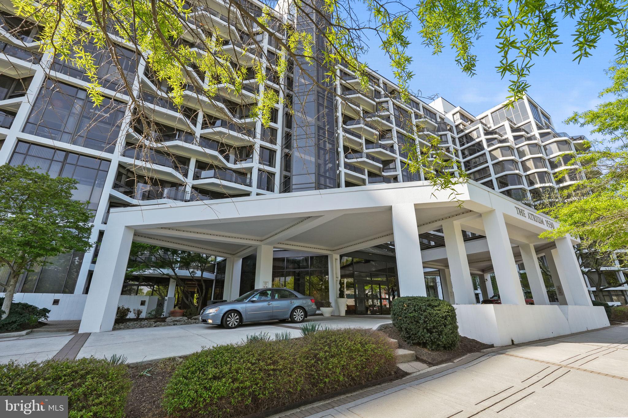 ATRIUM CONDO - Residential