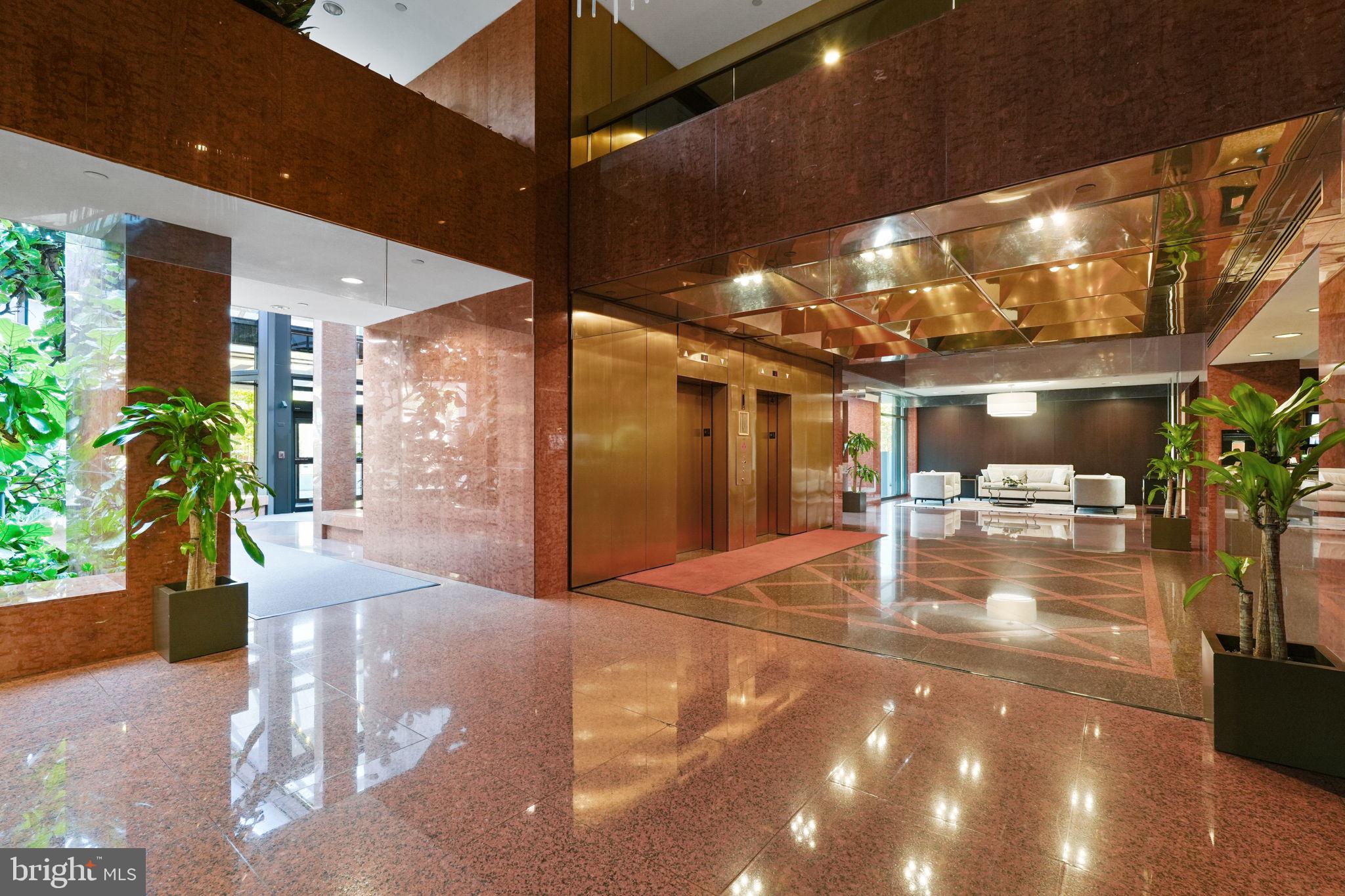 ATRIUM CONDO - Residential