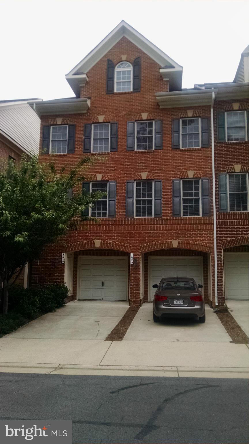 WILLOW OAKS - Residential Lease