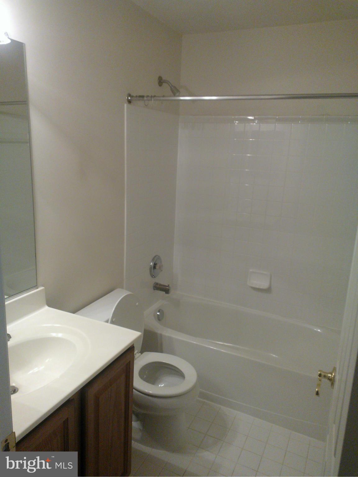 WILLOW OAKS - Residential Lease