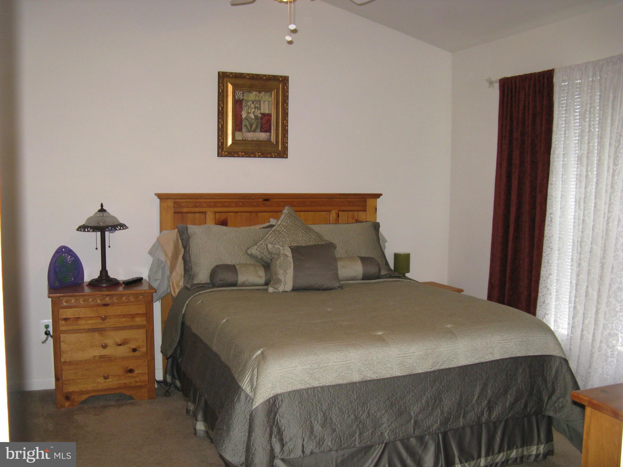 VILLAGE TOWNS - Residential Lease