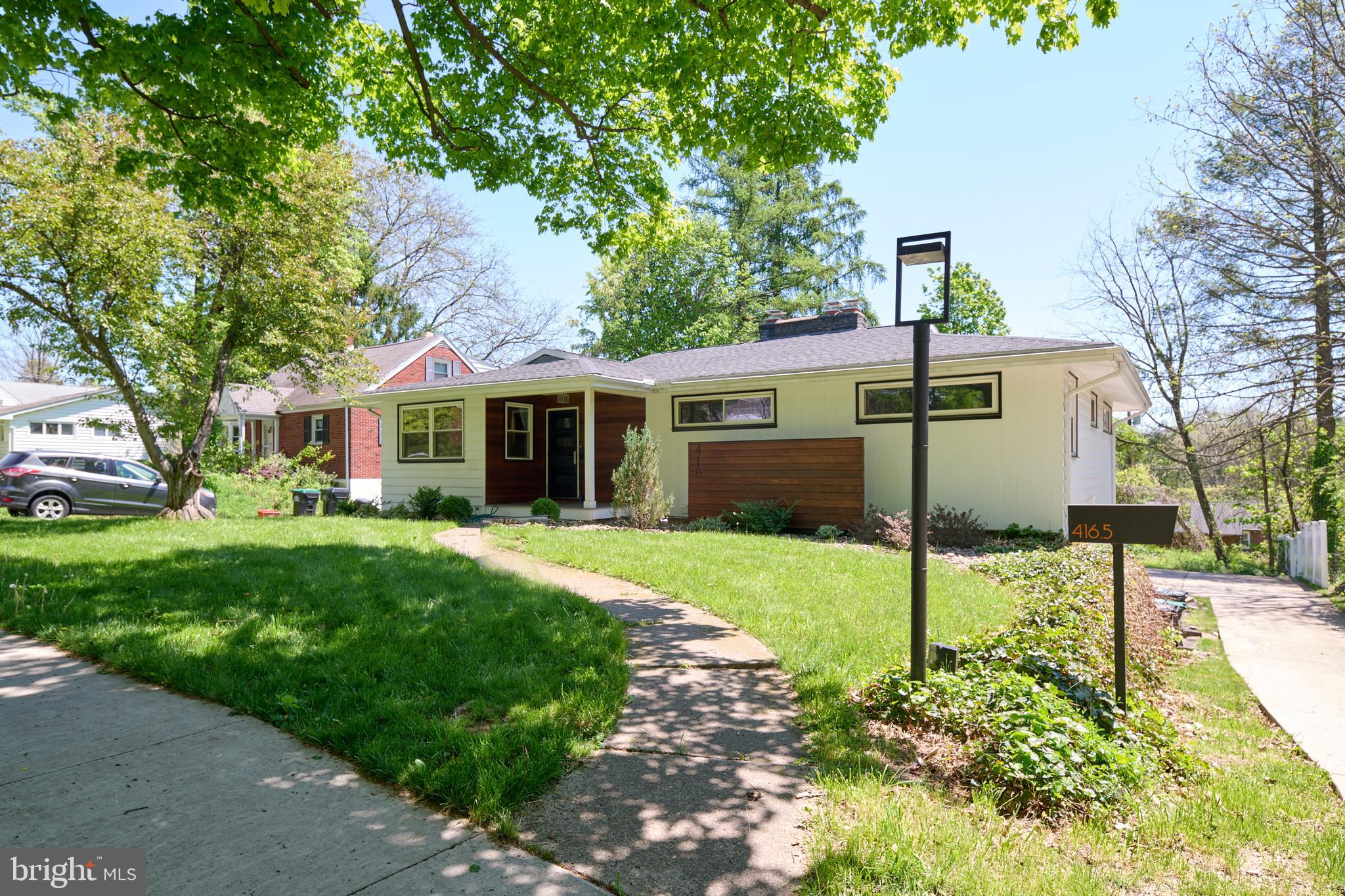 416 E IRVIN AVENUE