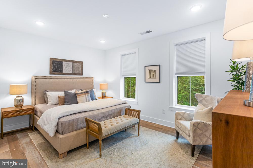 ELEMENT AT MILL CREEK - Residential