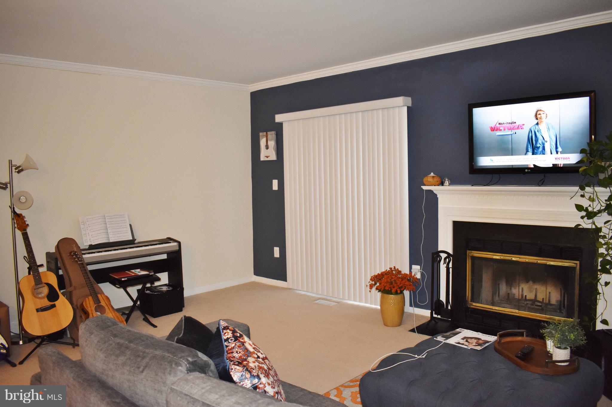 FOREST ESTATES - Residential Lease