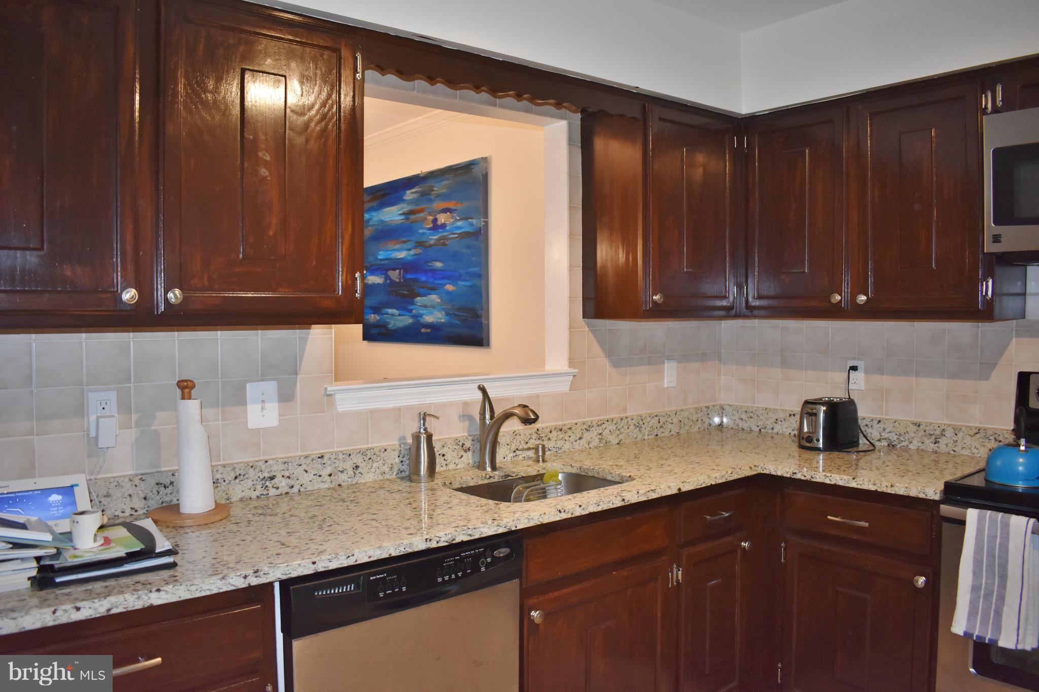 FOREST ESTATES - Residential Lease