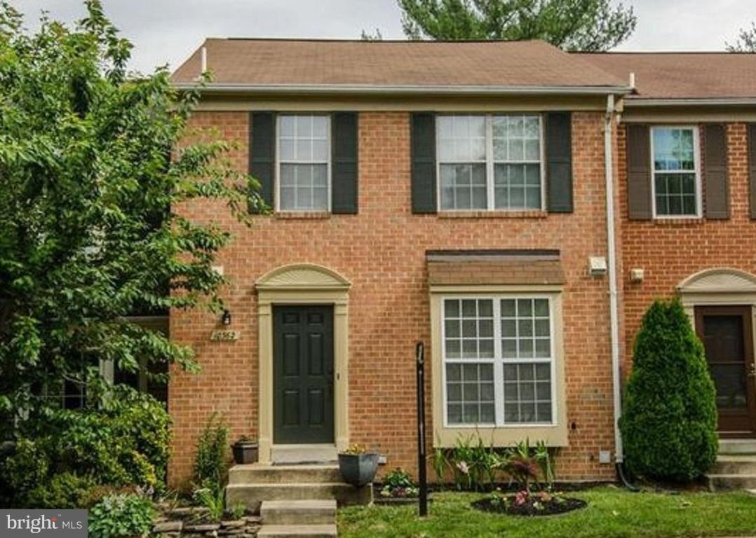 FOREST ESTATES - Residential Lease